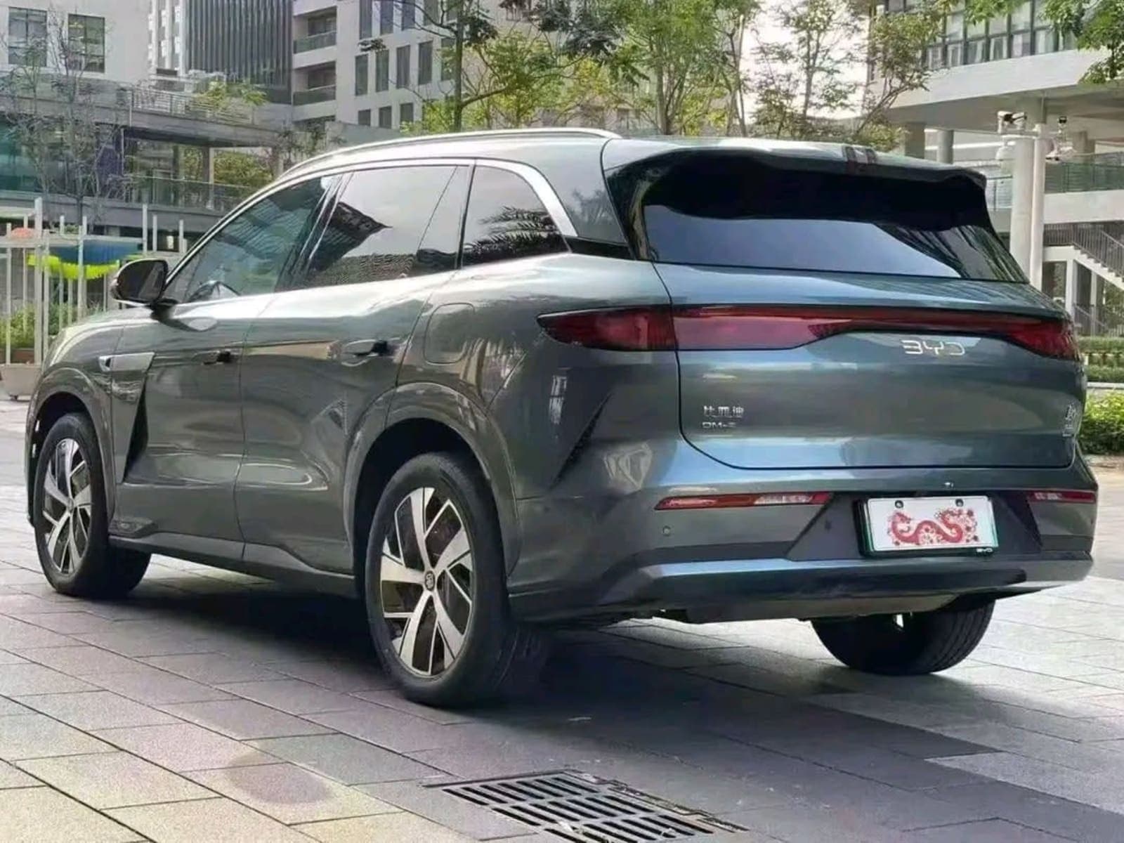 2025 BYD Tang L DM-P — photo 5