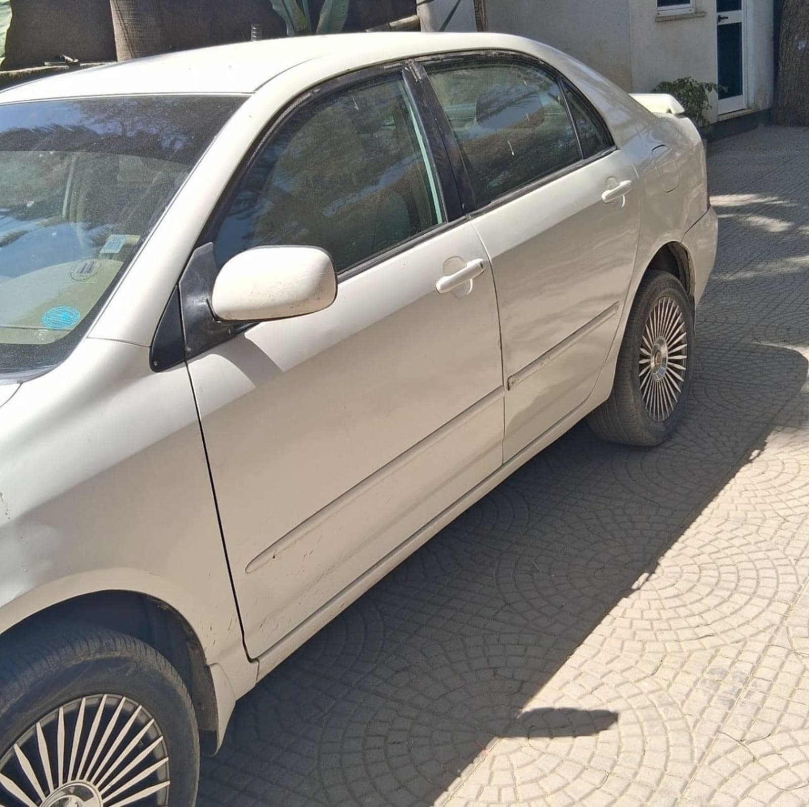 2003 Toyota corolla — photo 1