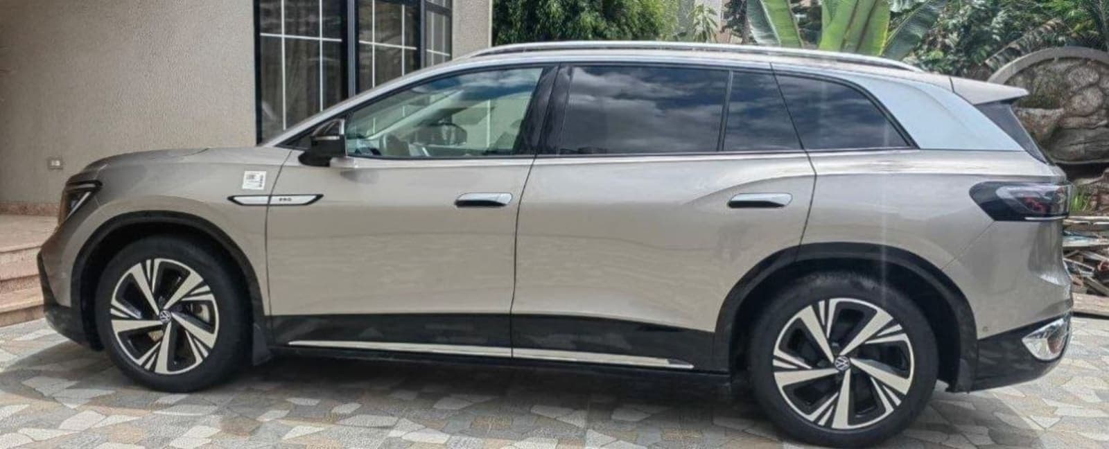 2023 Volkswagen ID6 Crozz PRO — photo 2
