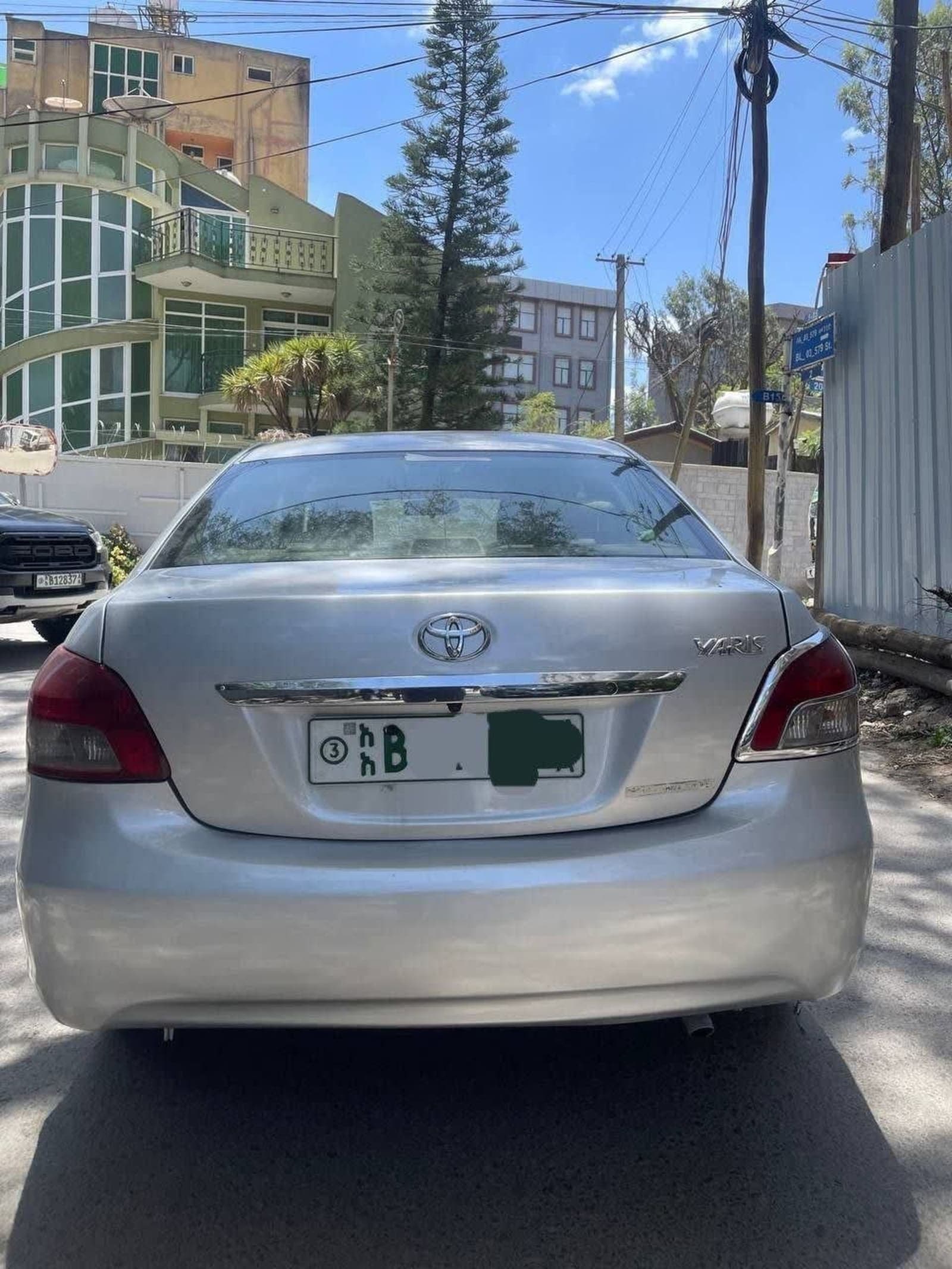 2008 Toyota Yaris Belta — photo 2