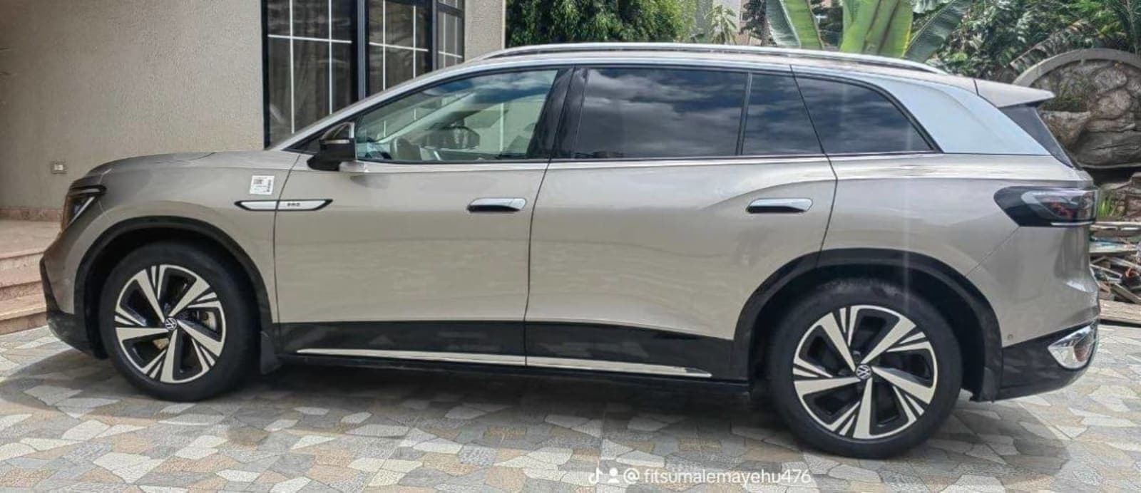 2023 Volkswagen ID.6 crozz Pro — photo 3