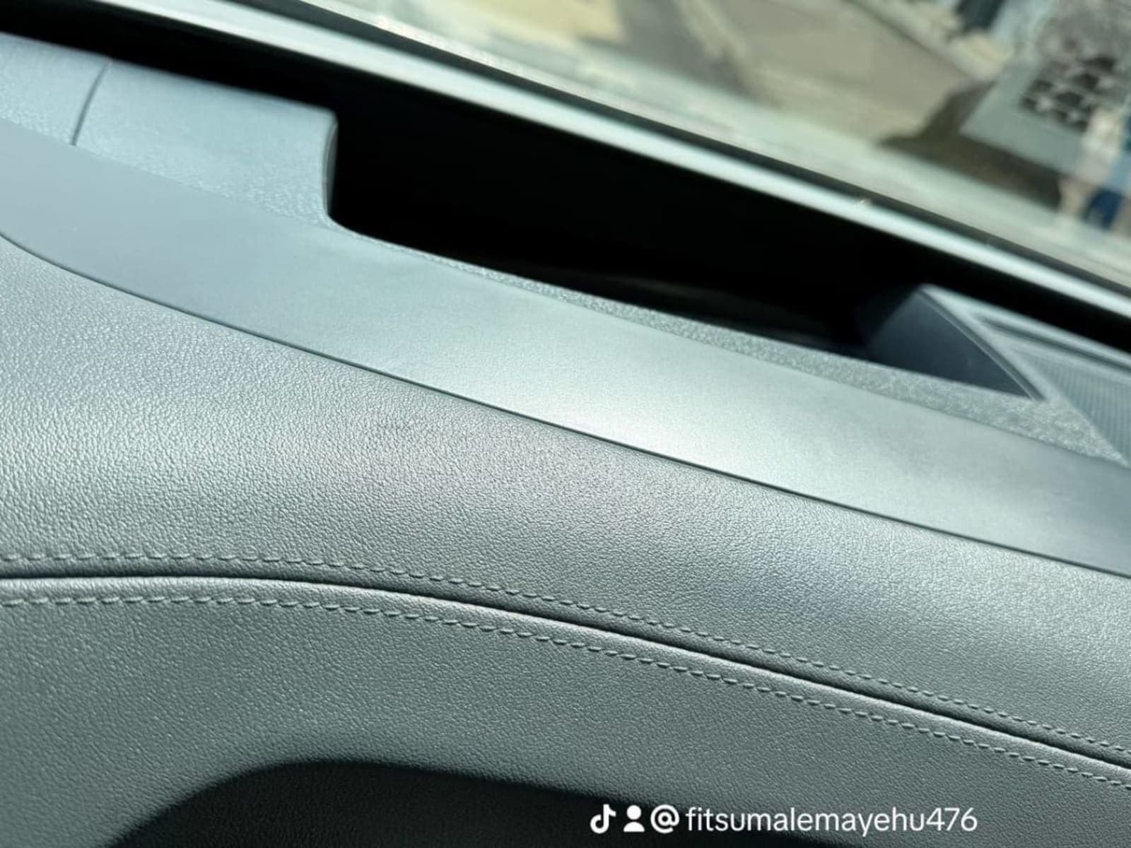 2023 Volkswagen ID.6 crozz Pro — photo 4