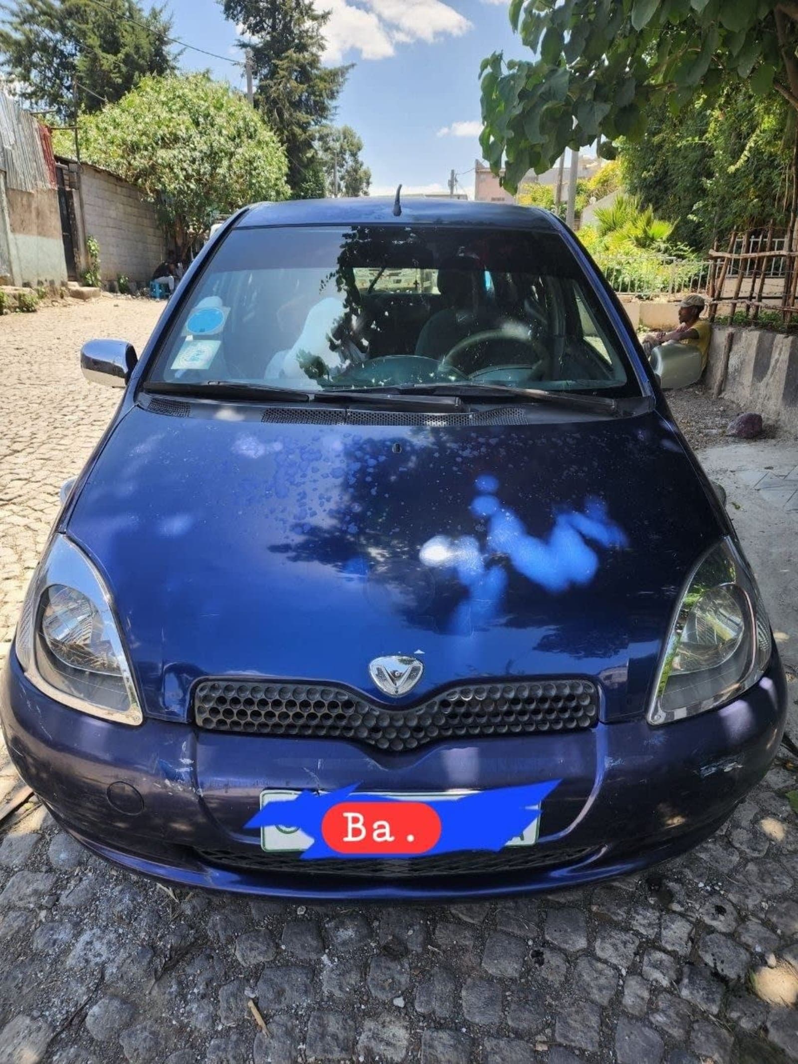 2001 Toyota Vitz — photo 1
