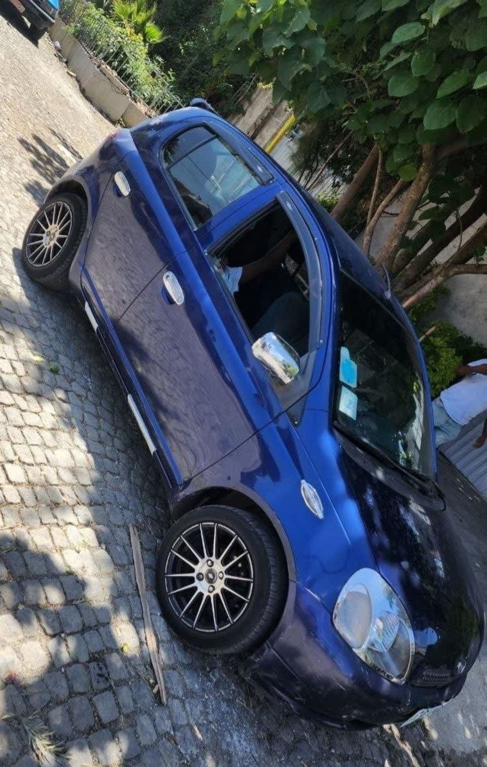 2001 Toyota Vitz — photo 2