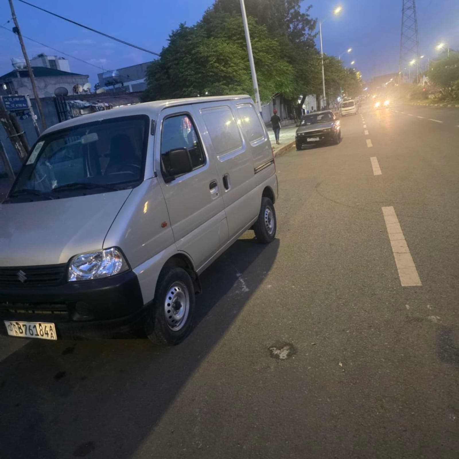 2024 Suzuki EECO Carry — photo 2