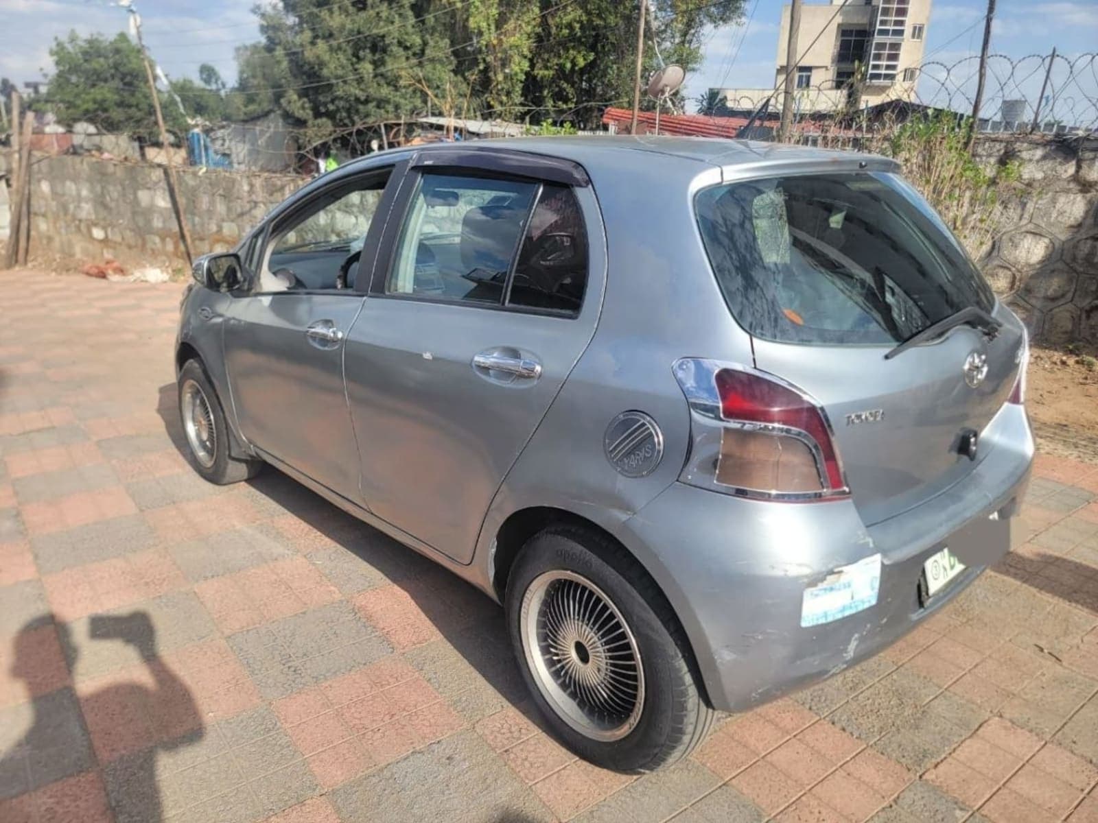2007 Toyota Compact — photo 2