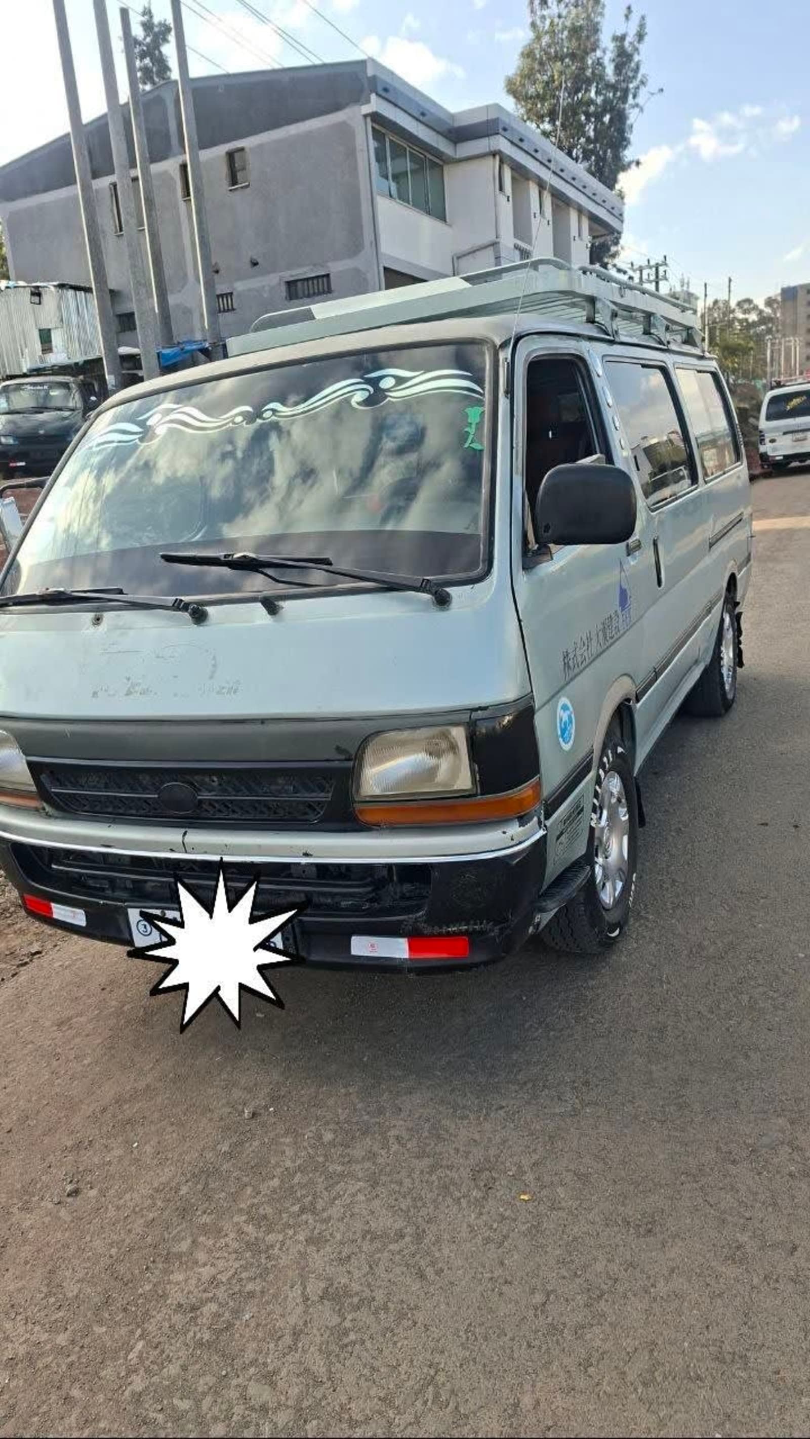 2004 Toyota 5L minibus — photo 4