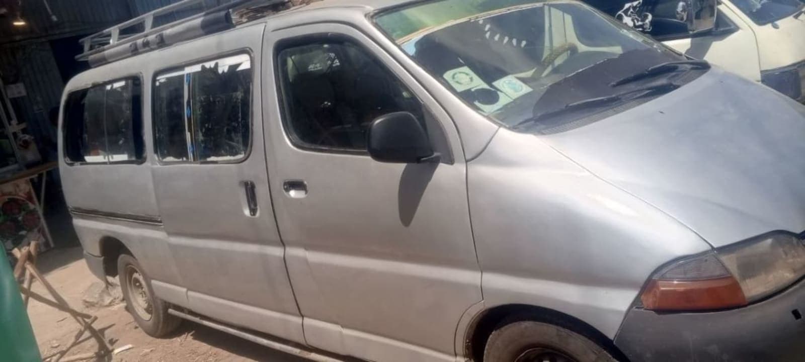 2000 Toyota 2L — photo 5