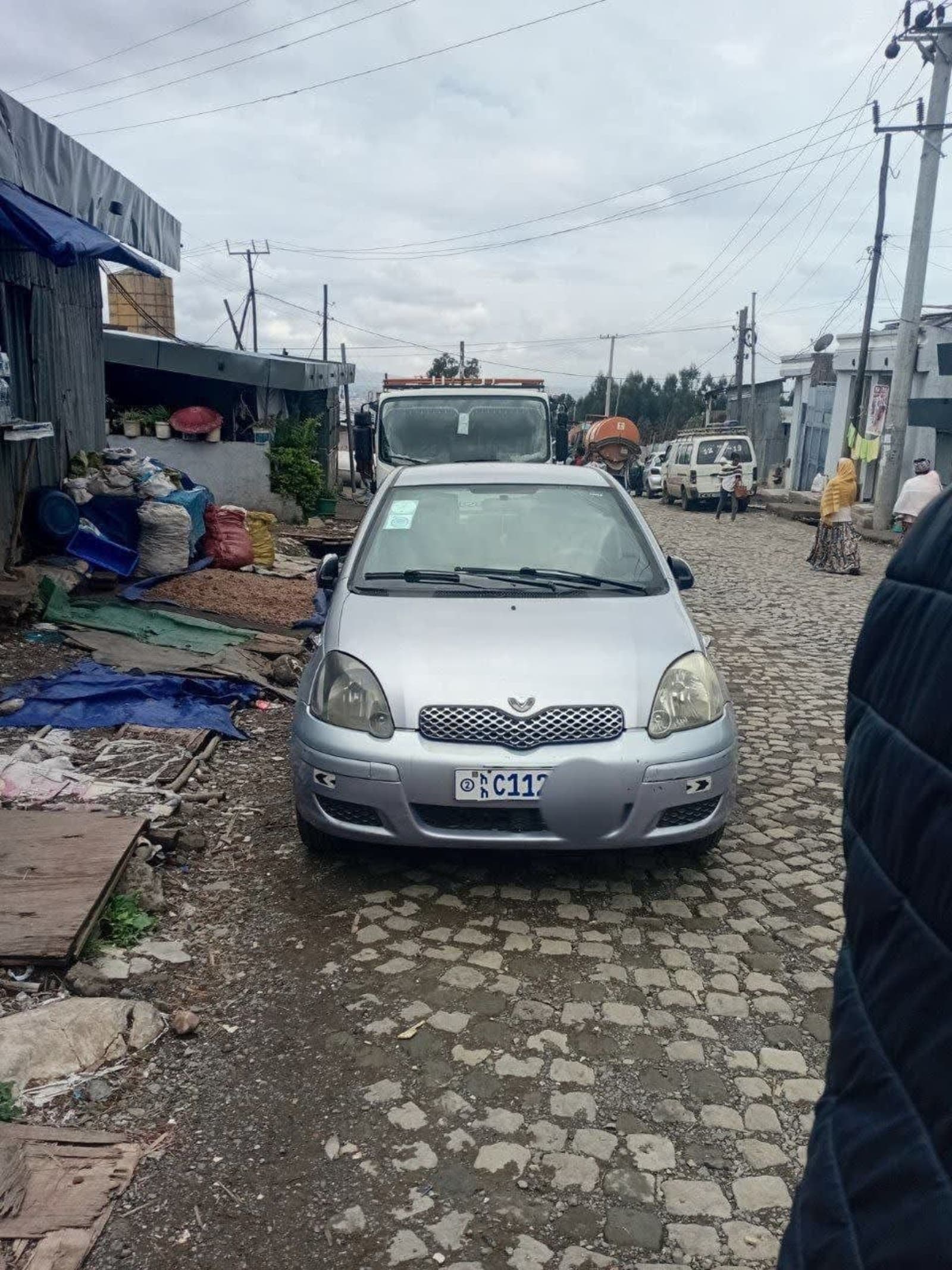 2004 Toyota Vitz — photo 3