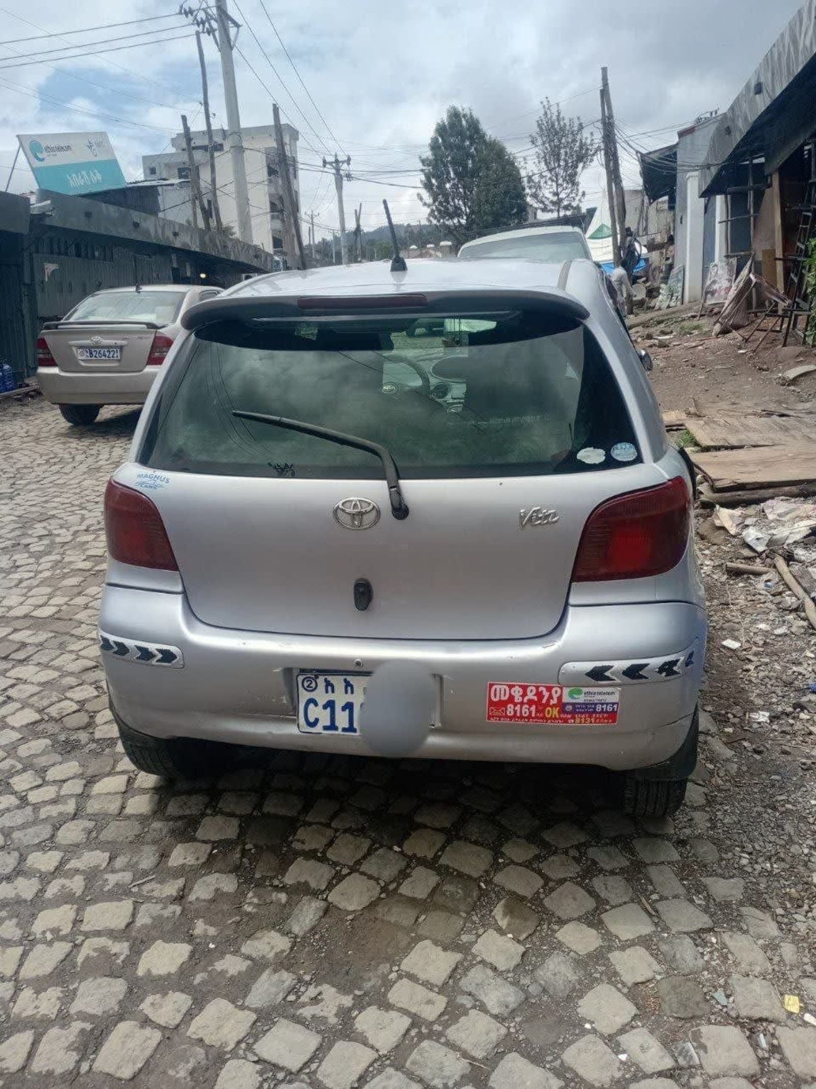 2004 Toyota Vitz — photo 4