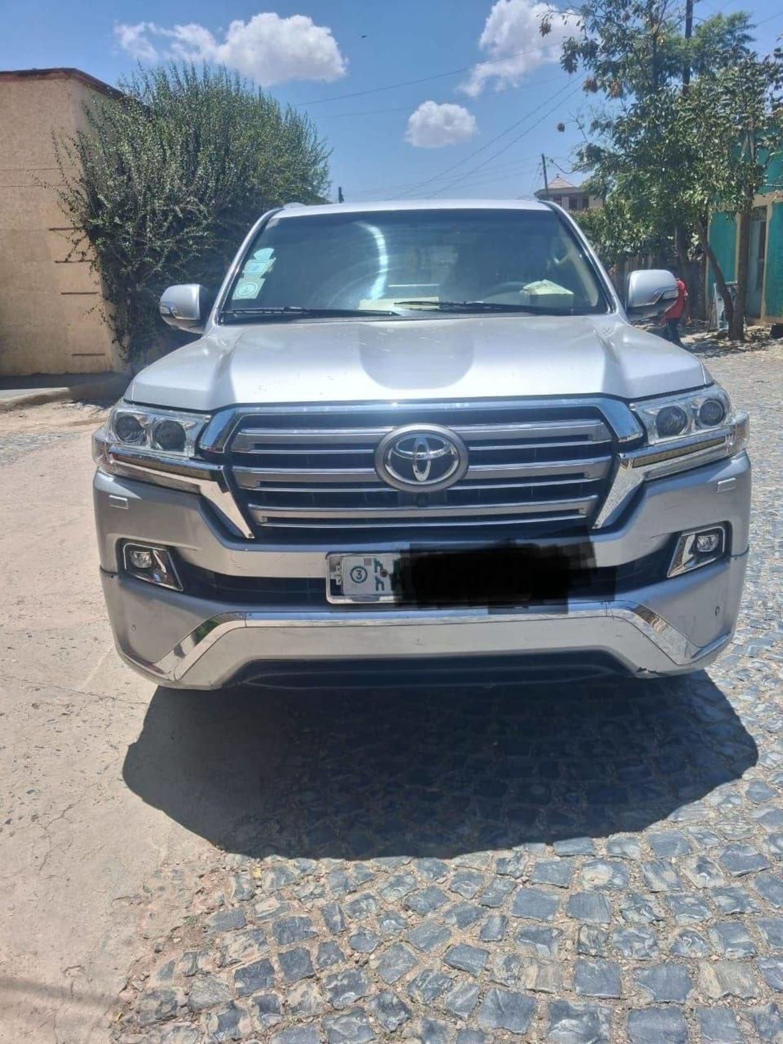2019 Toyota Landcruiser V8 โ photo 4