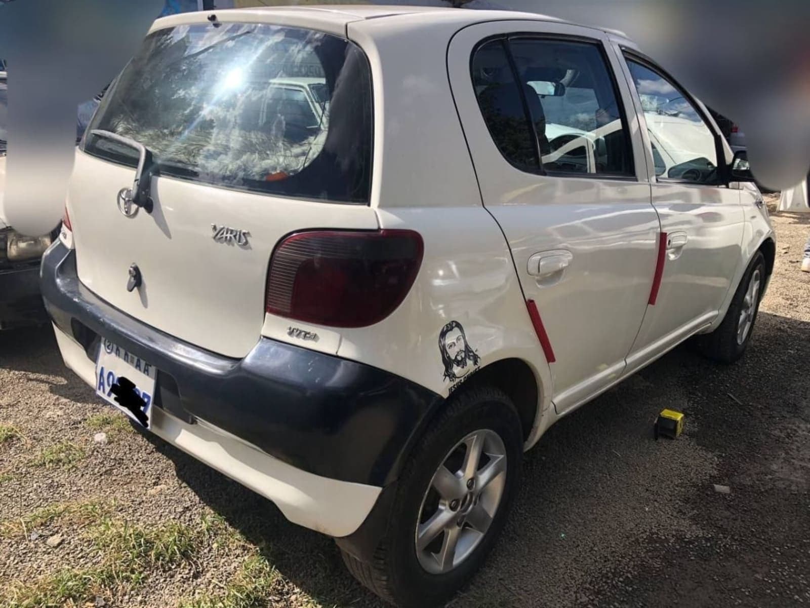 2002 Toyota Vitz Yaris — photo 3