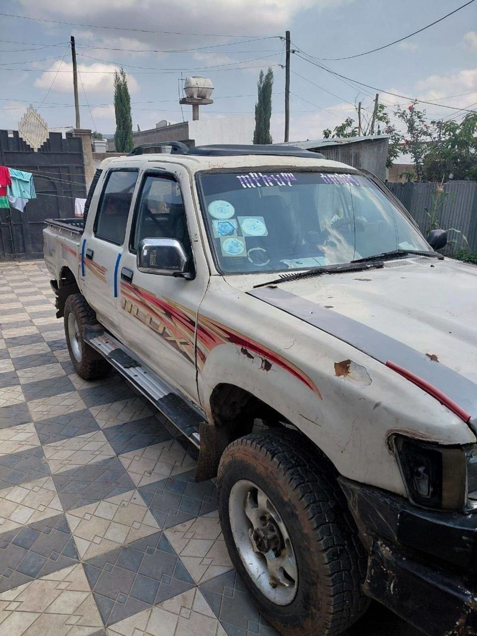 1996 Toyota Hilux pick up 4WD — photo 5