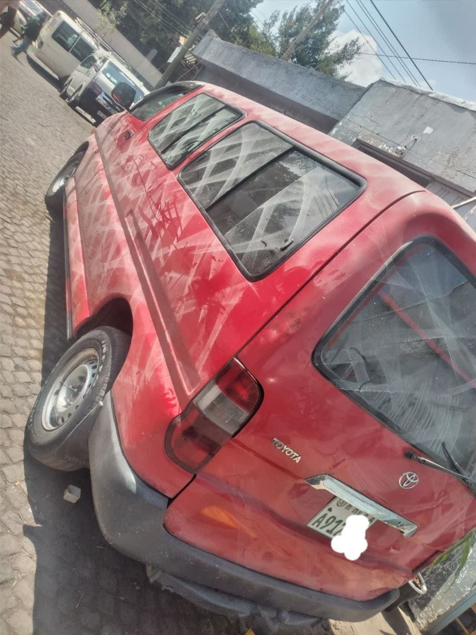 2000 Toyota 2 LT — photo 2