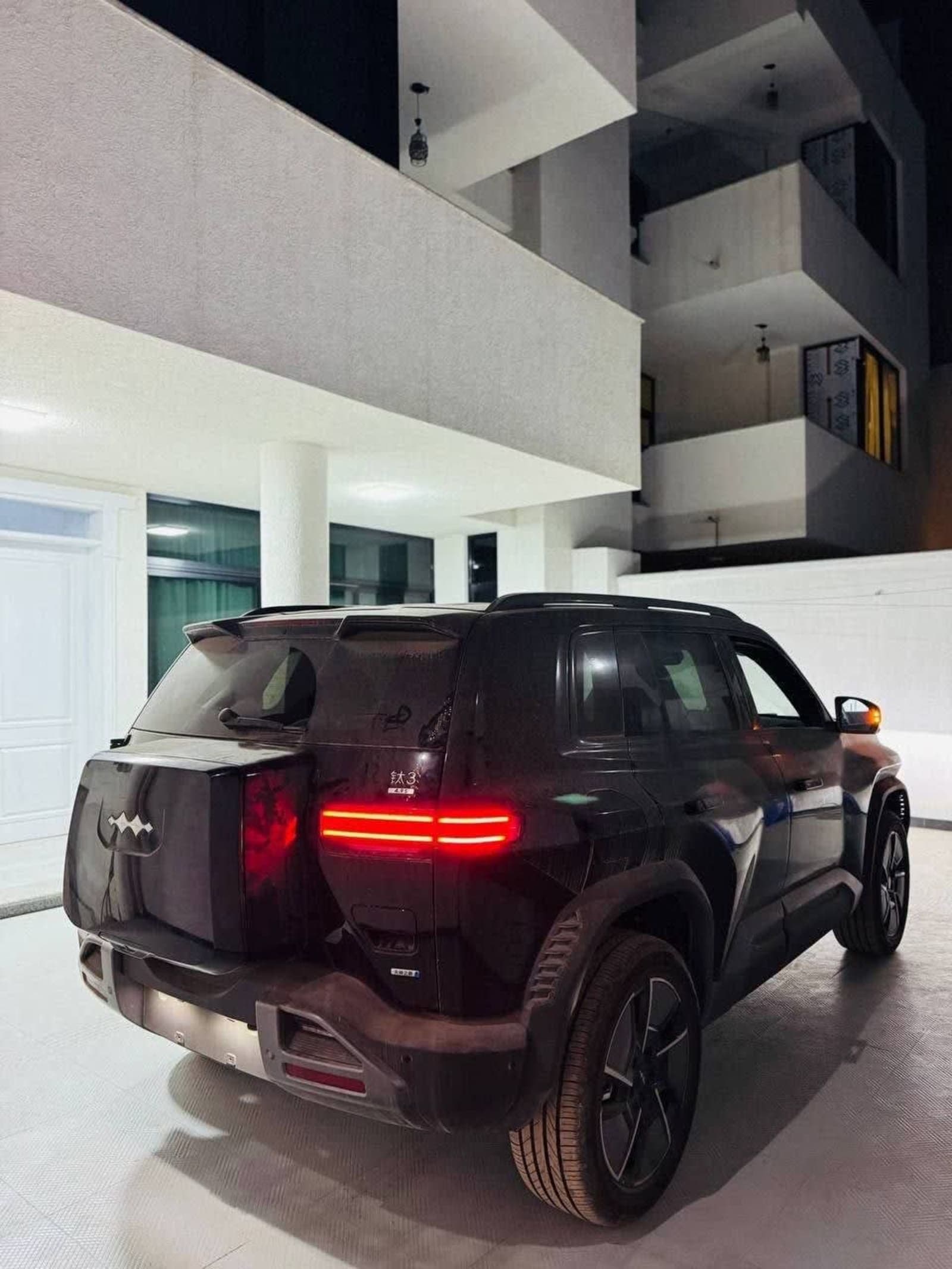2025 BYD Leopard 03 Max — photo 5
