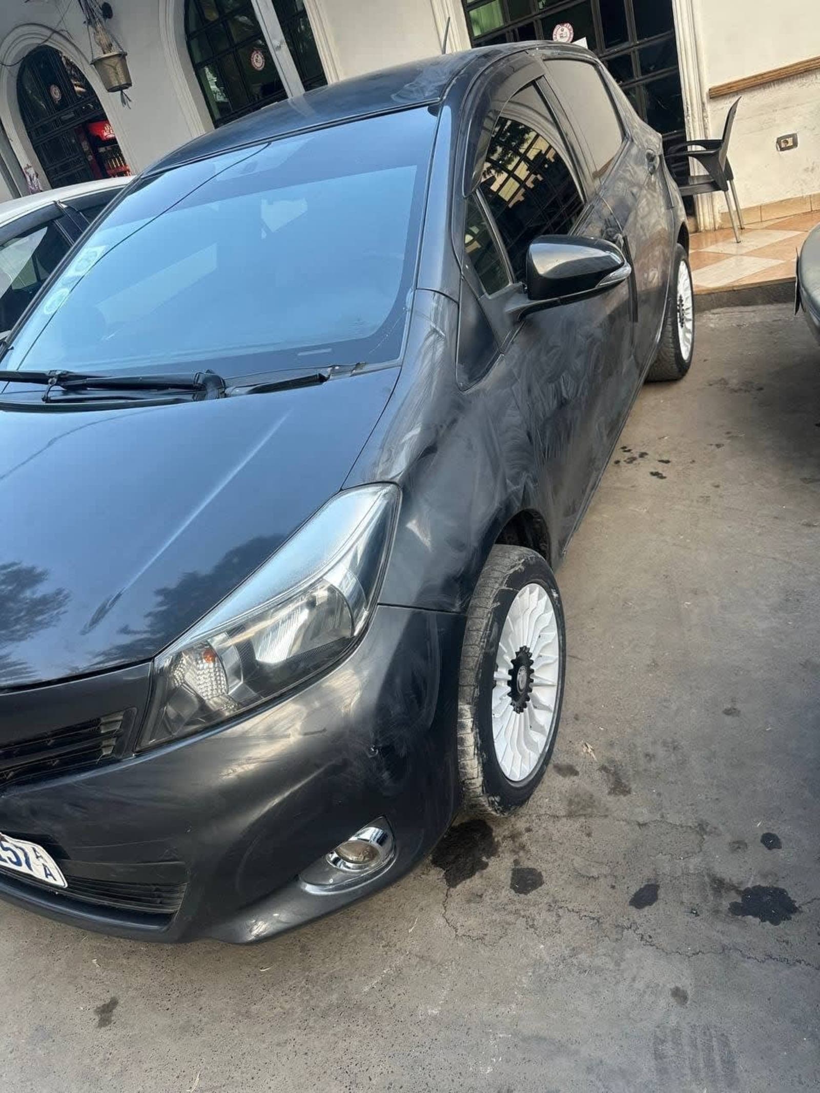 2012 Toyota Yaris โ photo 4