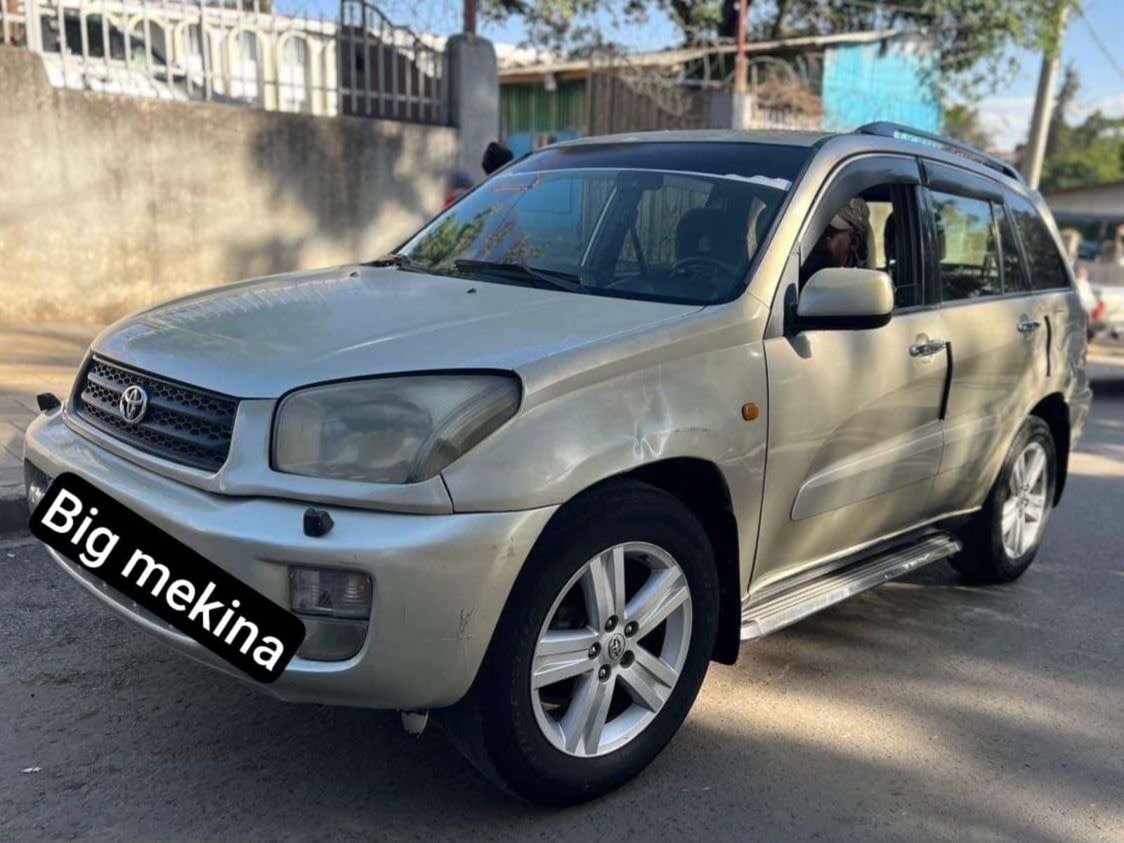 2003 Toyota Rava 4 — photo 4
