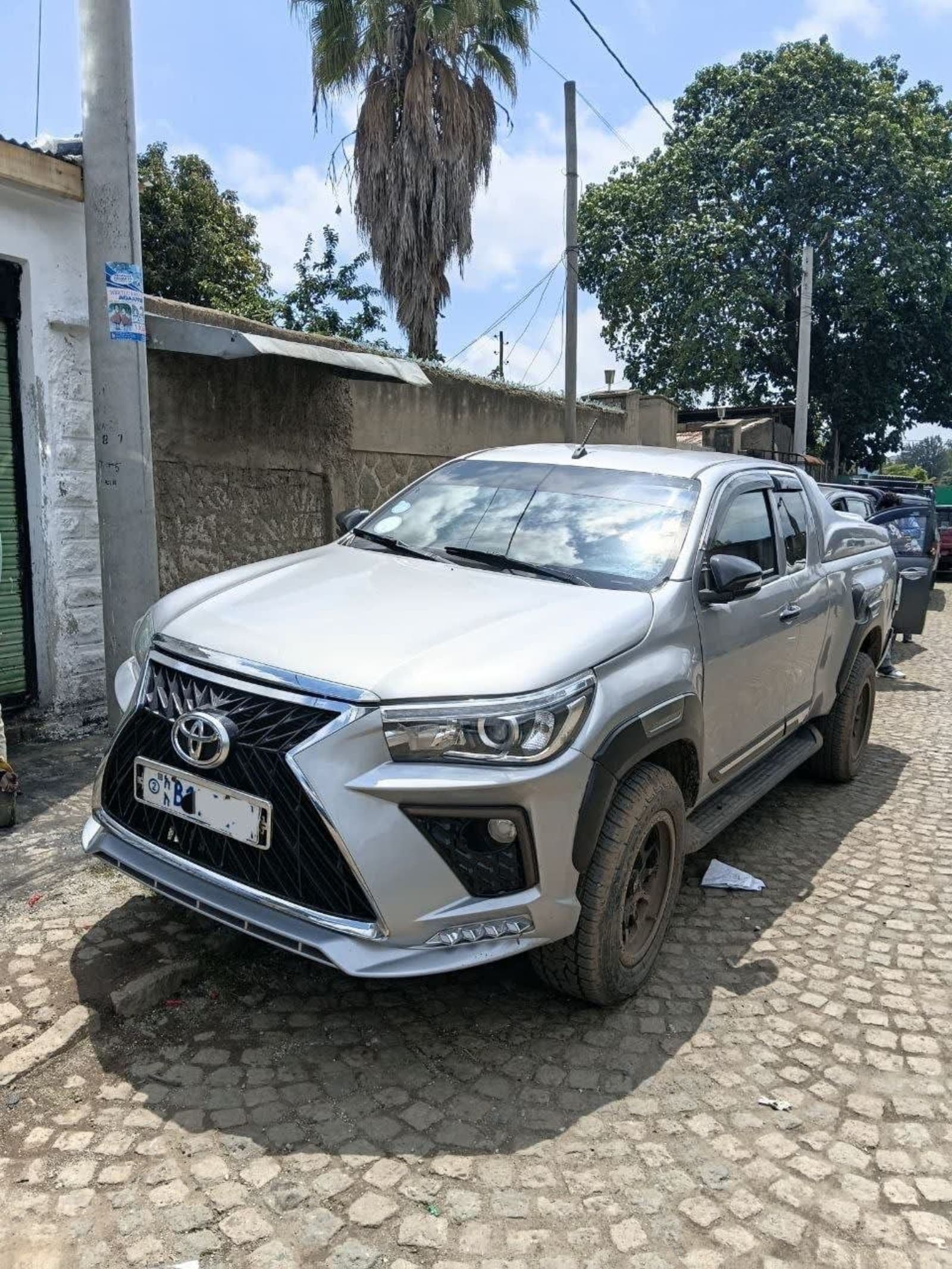 2017 Toyota Hilux Kin Cab — photo 4
