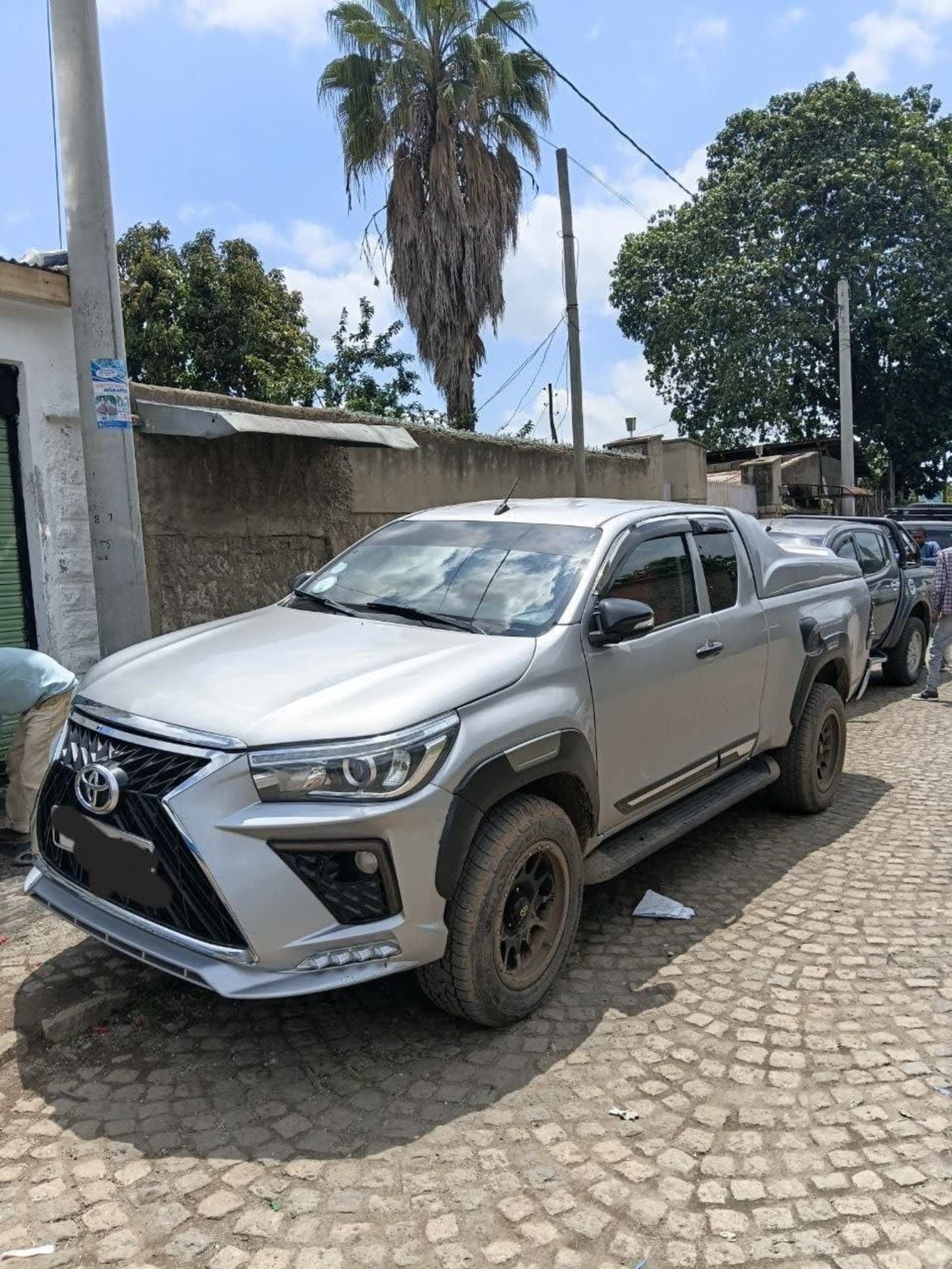 2017 Toyota Hilux Kin Cab — photo 5