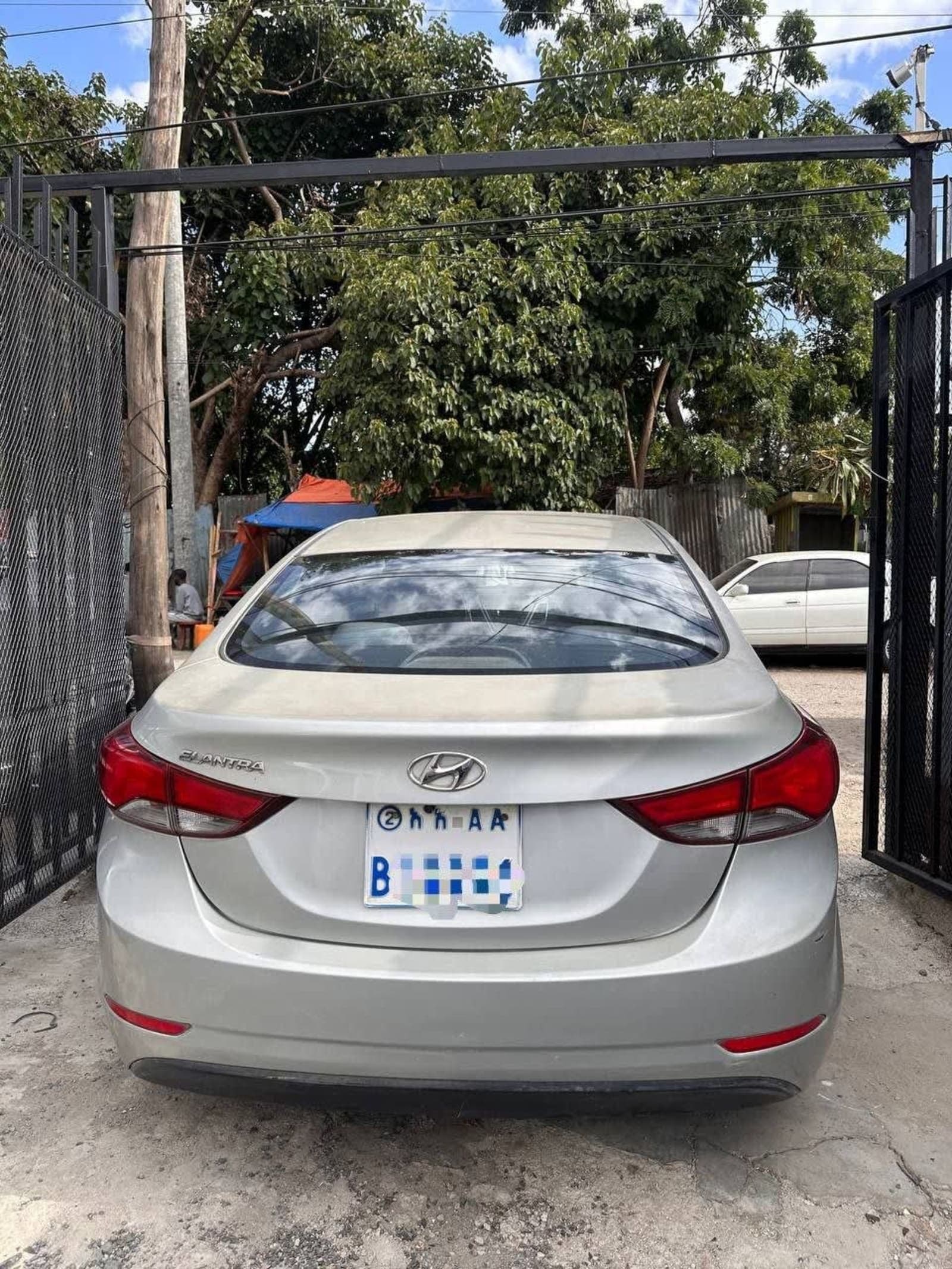 2015 Hyundai Elantra — photo 5