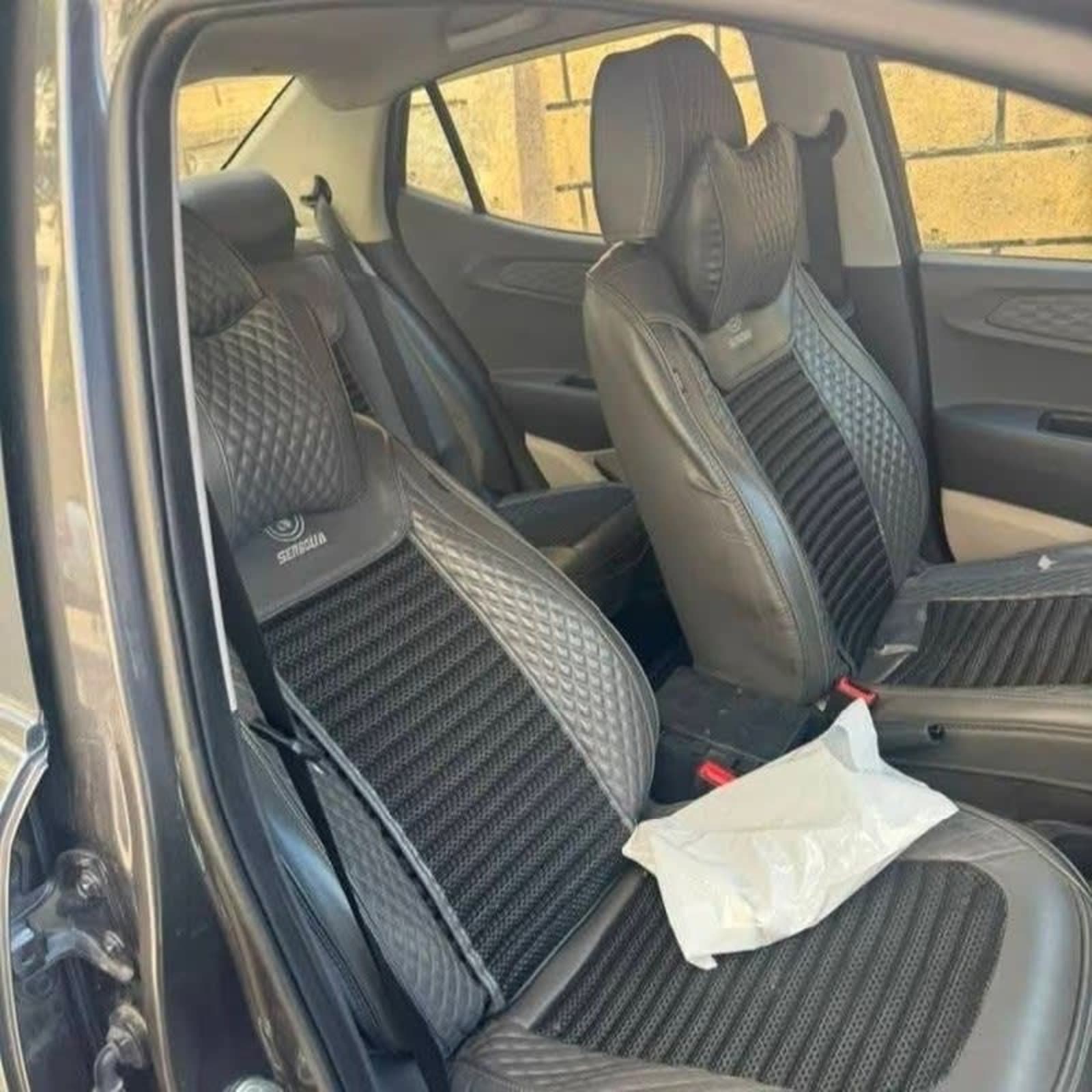 2021 Hyundai Grand i10 — photo 3