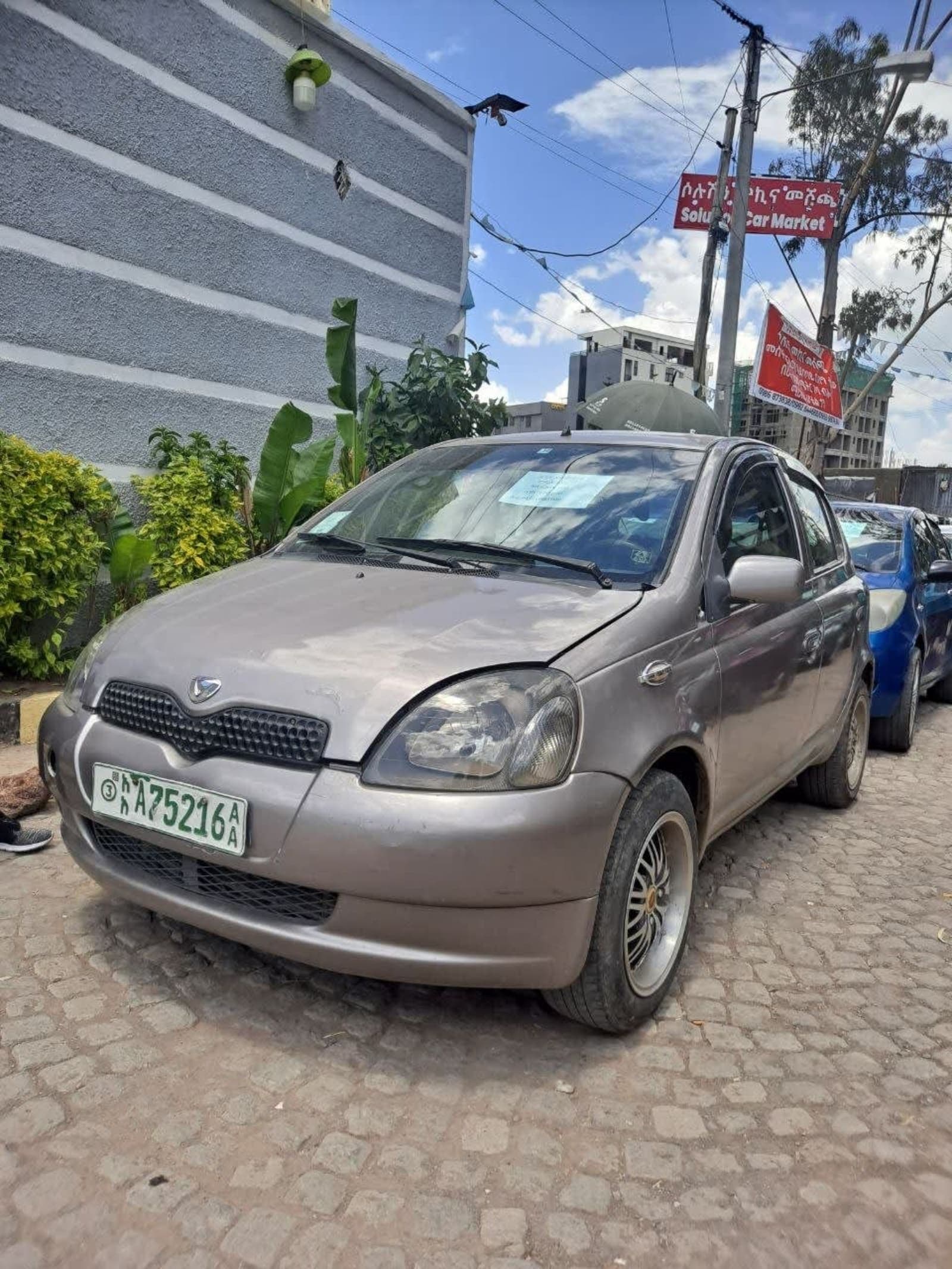 2001 Toyota Vitz — photo 5