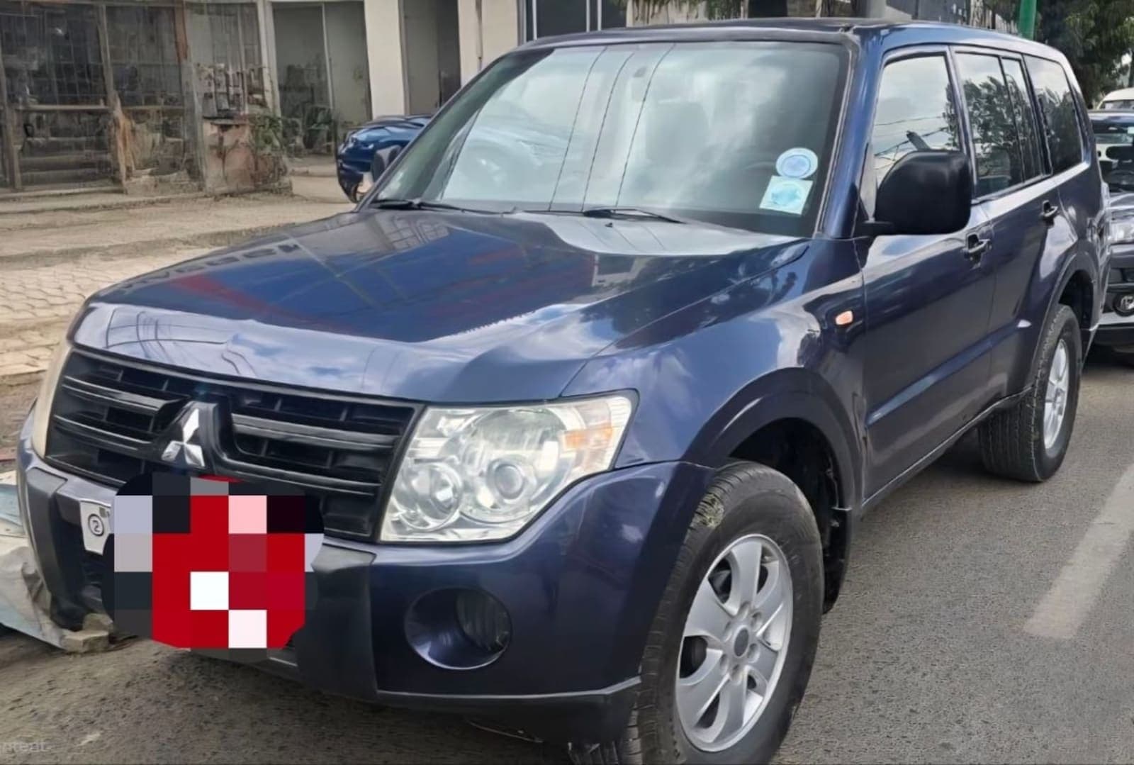2008 Mitsubishi Pajero — photo 3