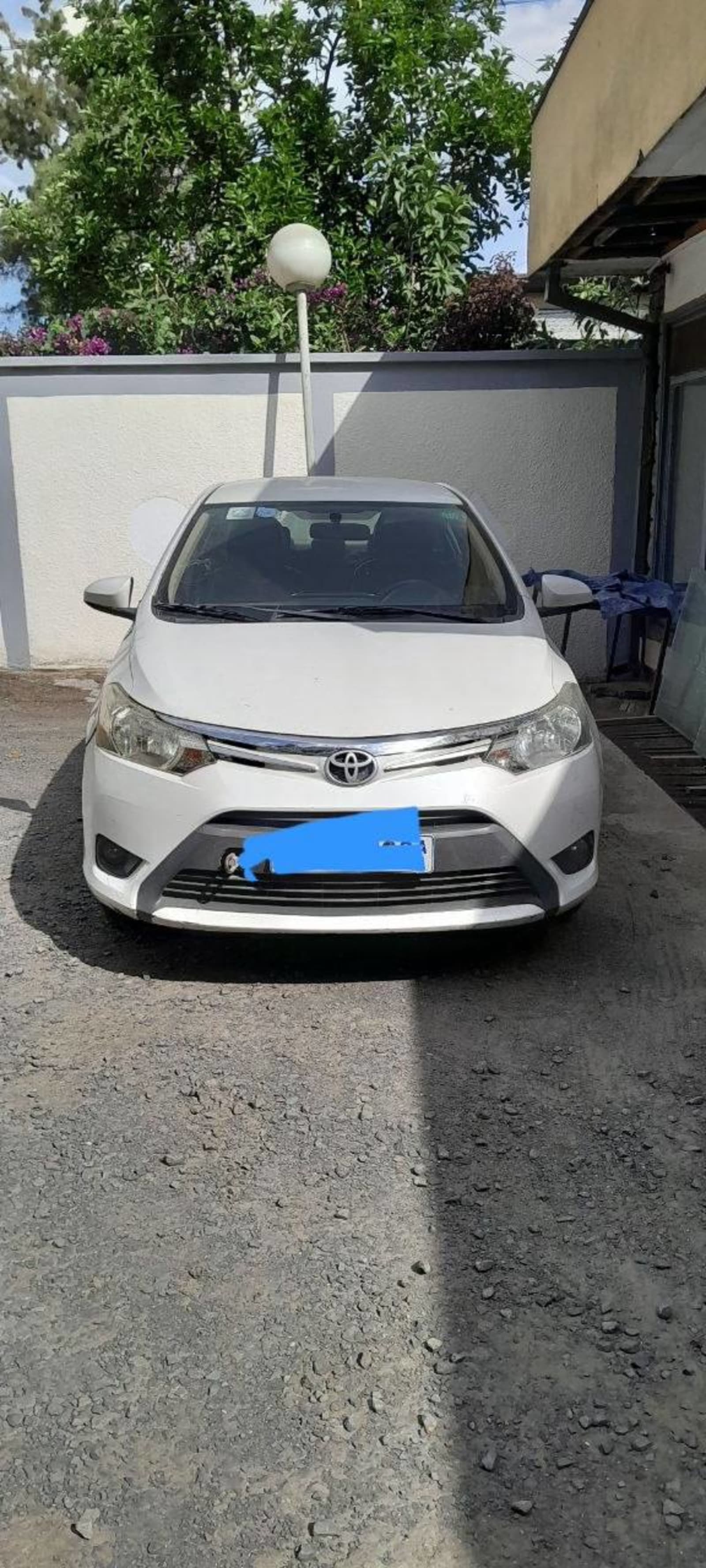 2016 Toyota Yaris โ photo 3