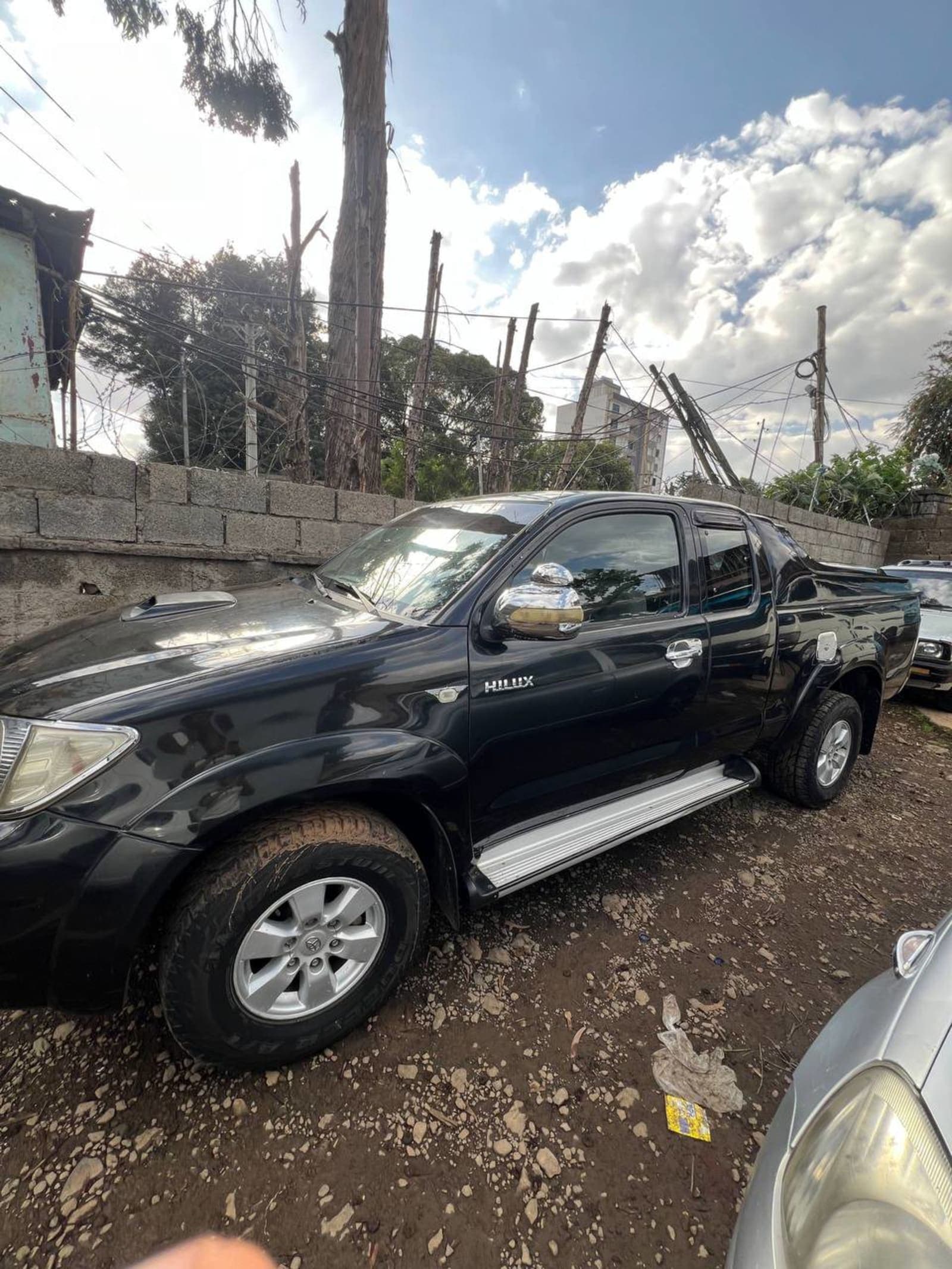 2010 Toyota Hilux Single Cab โ photo 4