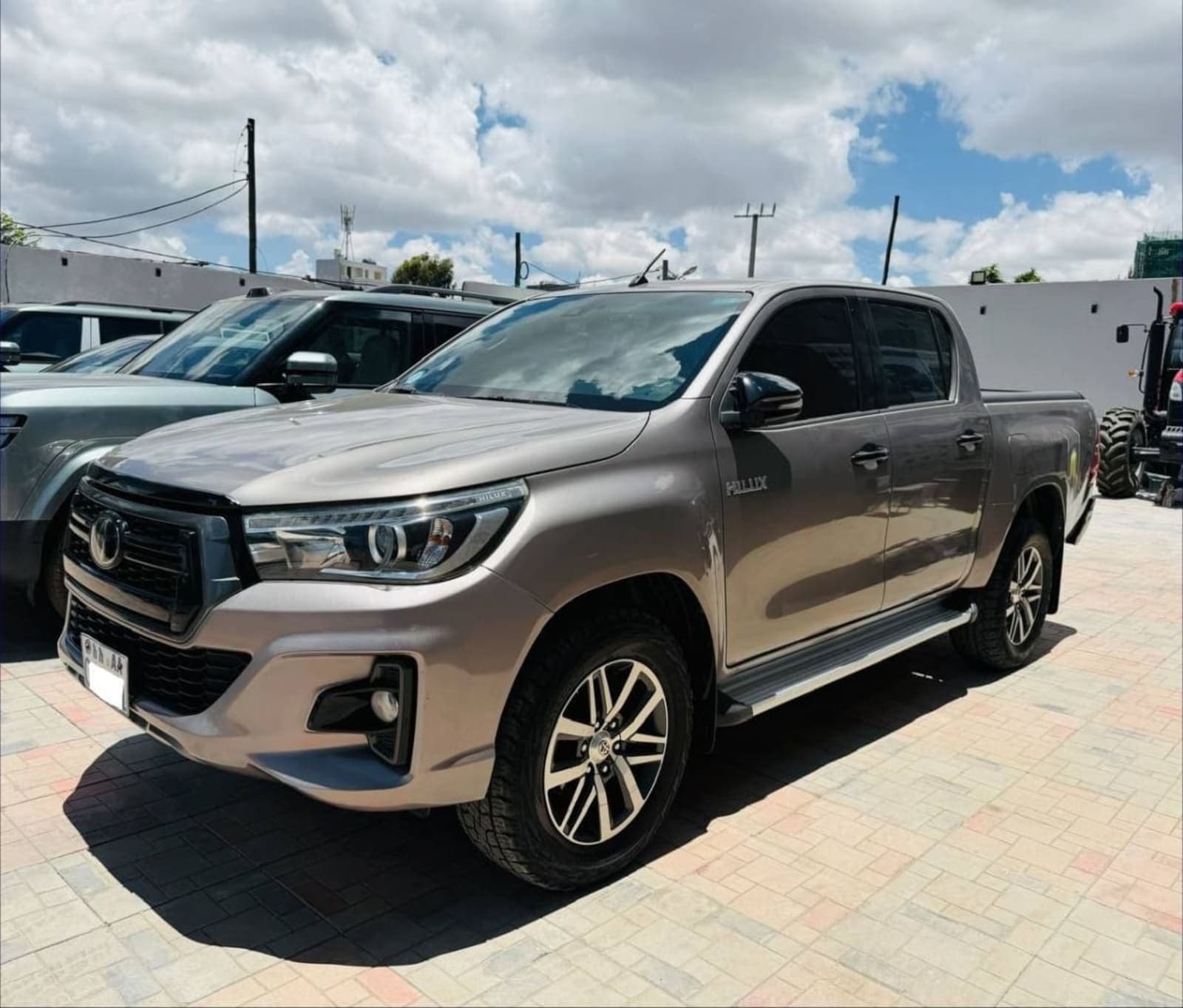 2020 Toyota Hilux revolution — photo 6
