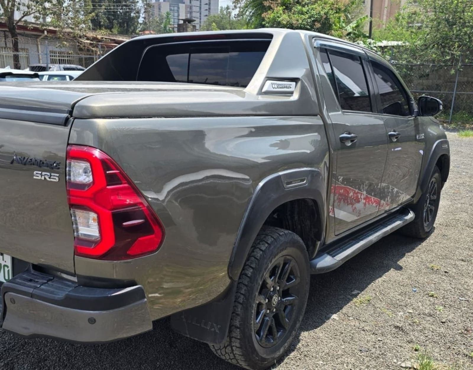 2022 Toyota Adventure Double cab — photo 3