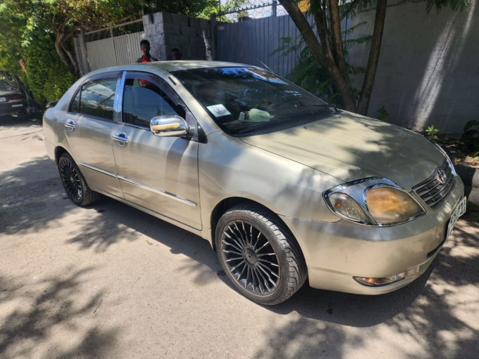 2003 Toyota corolla — photo 1