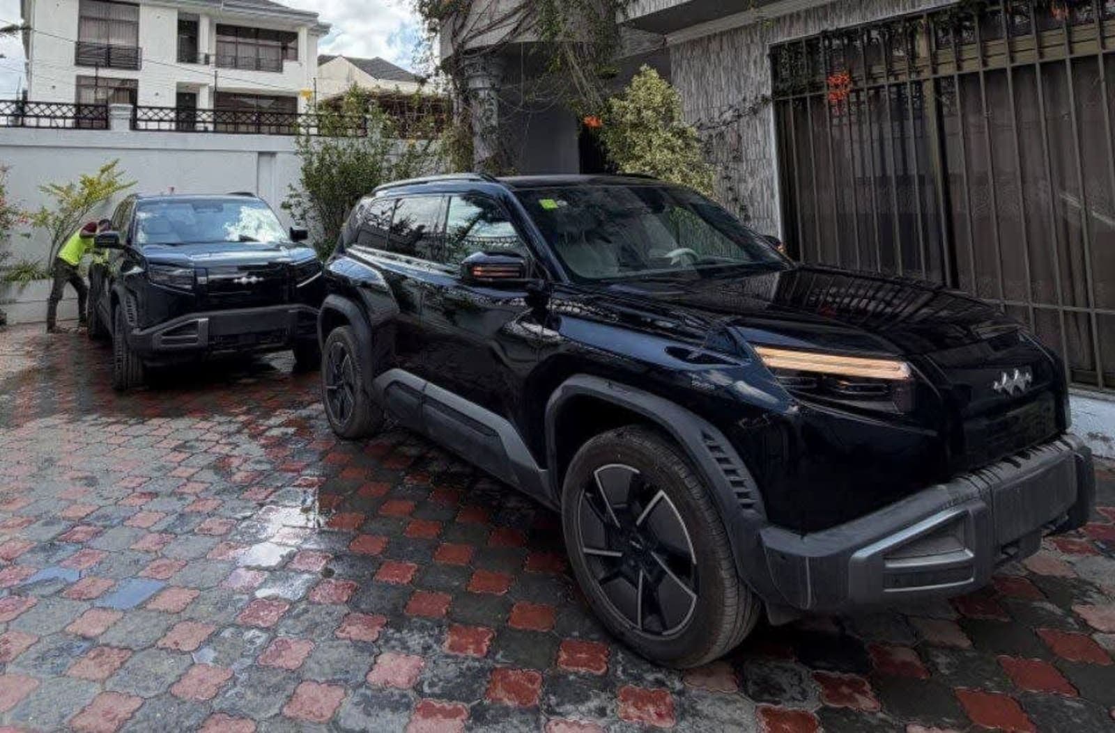 2025 BYD Leopard 03 — photo 2