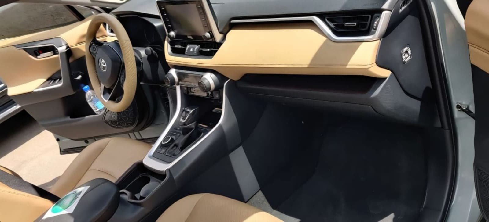 2020 Toyota Rav4 — photo 4