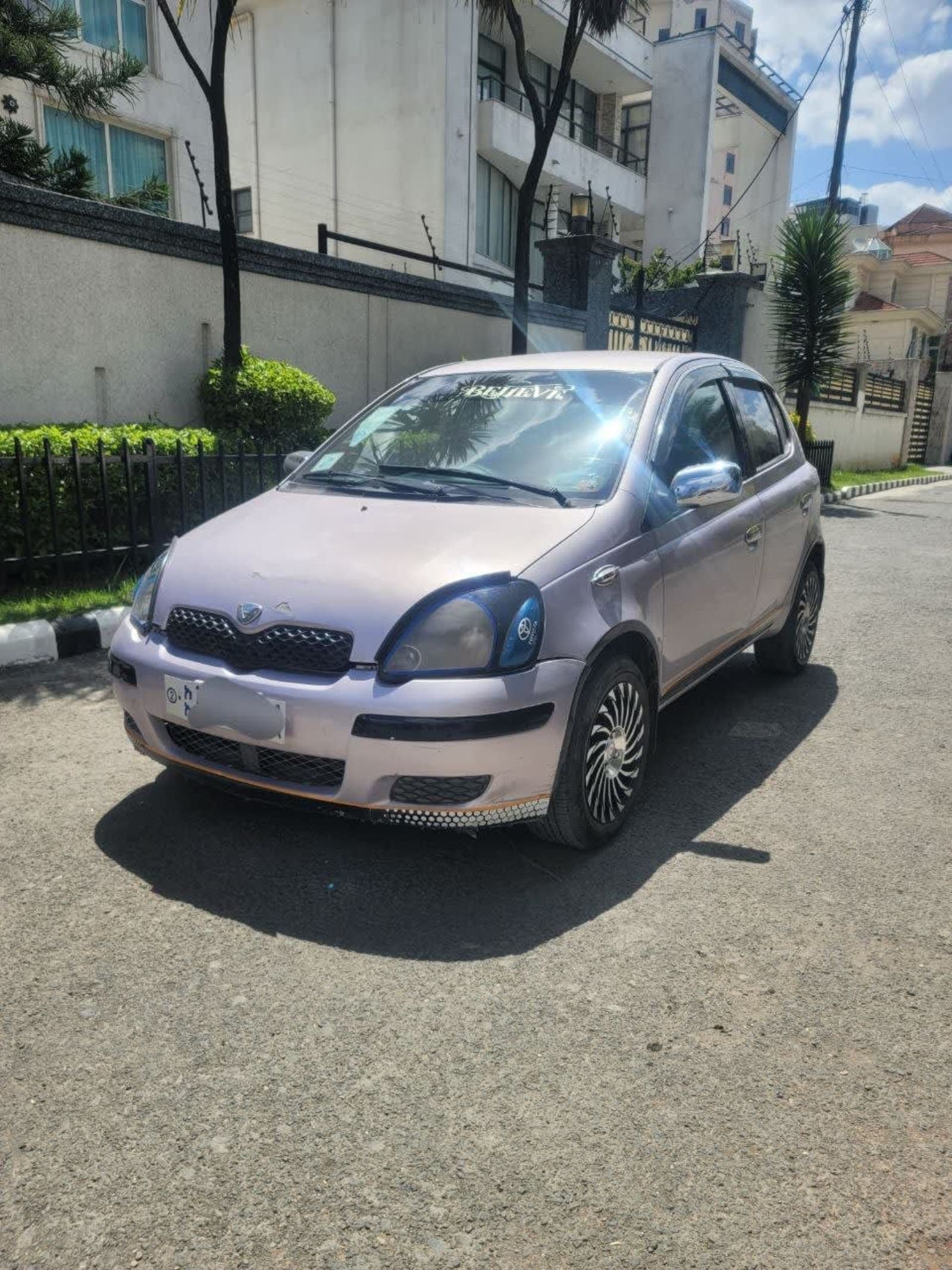 2004 Toyota Vitz โ photo 3