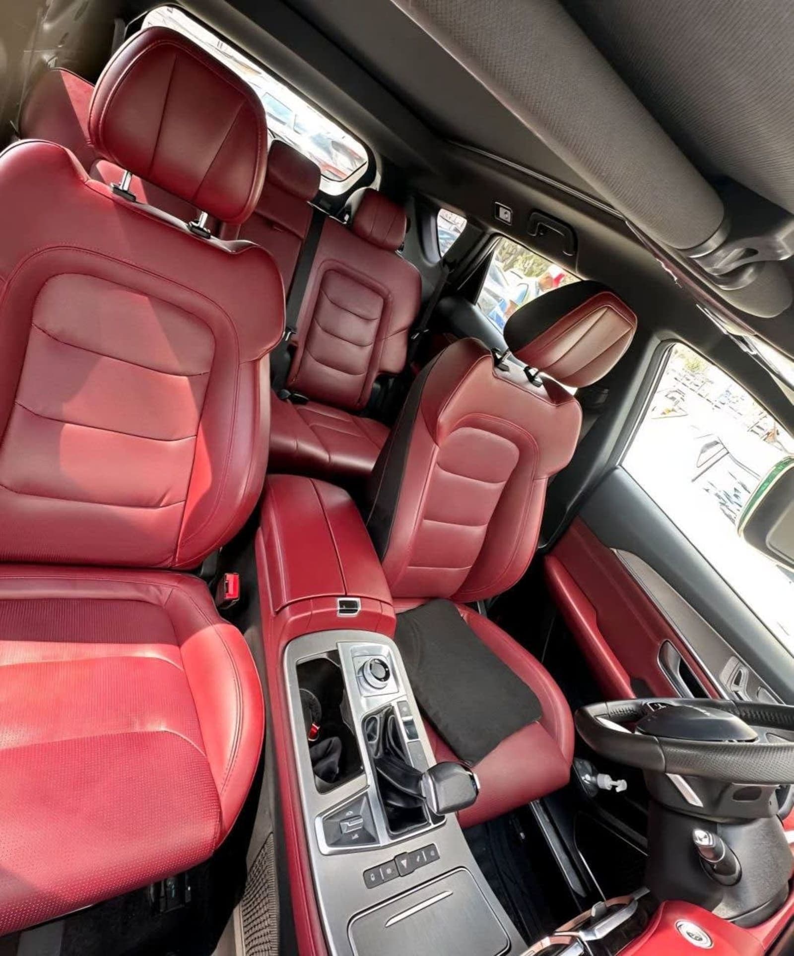 2022 JeTour X70 Plus — photo 2