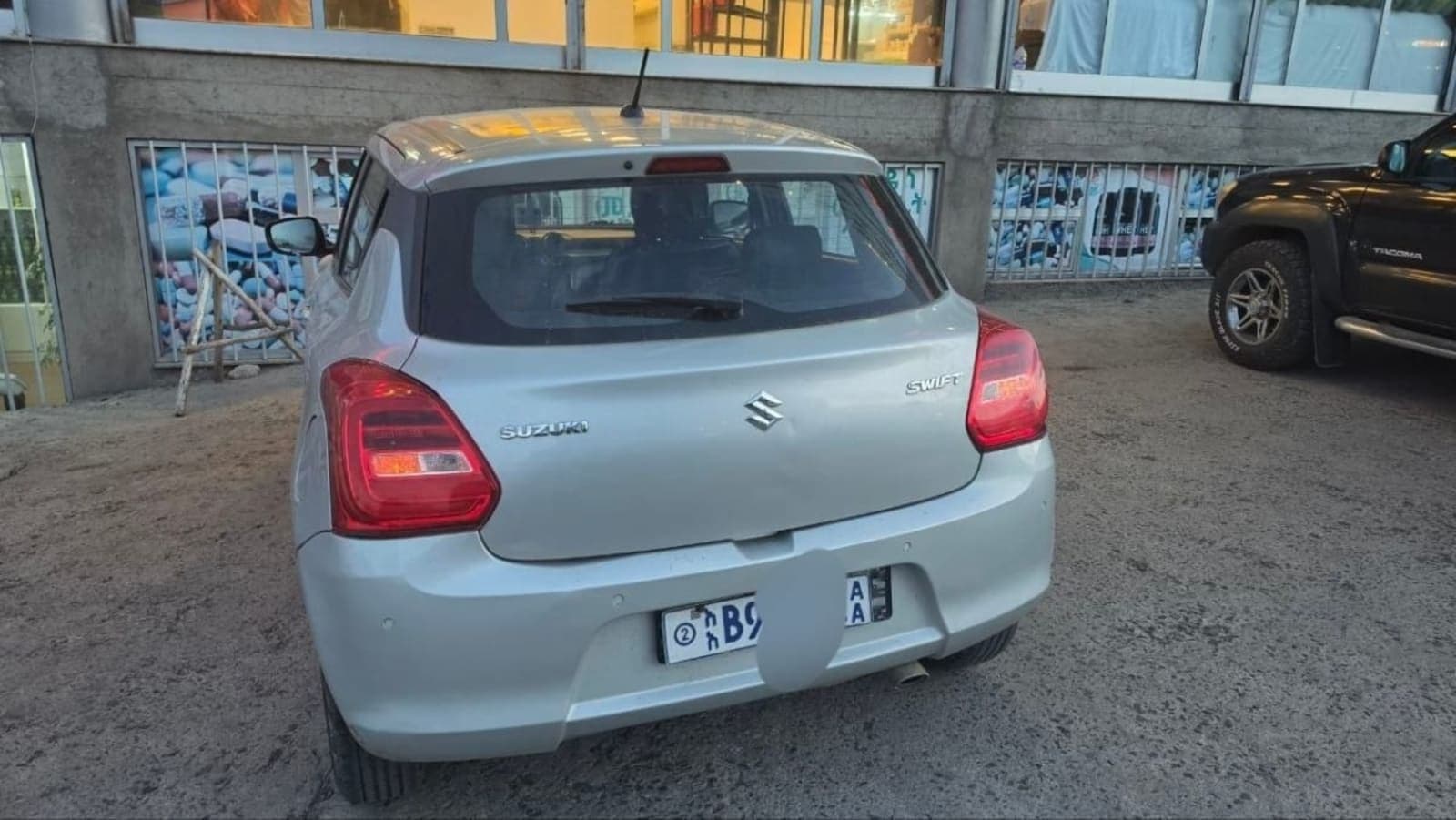 2021 SUZUKI SWIFT — photo 4