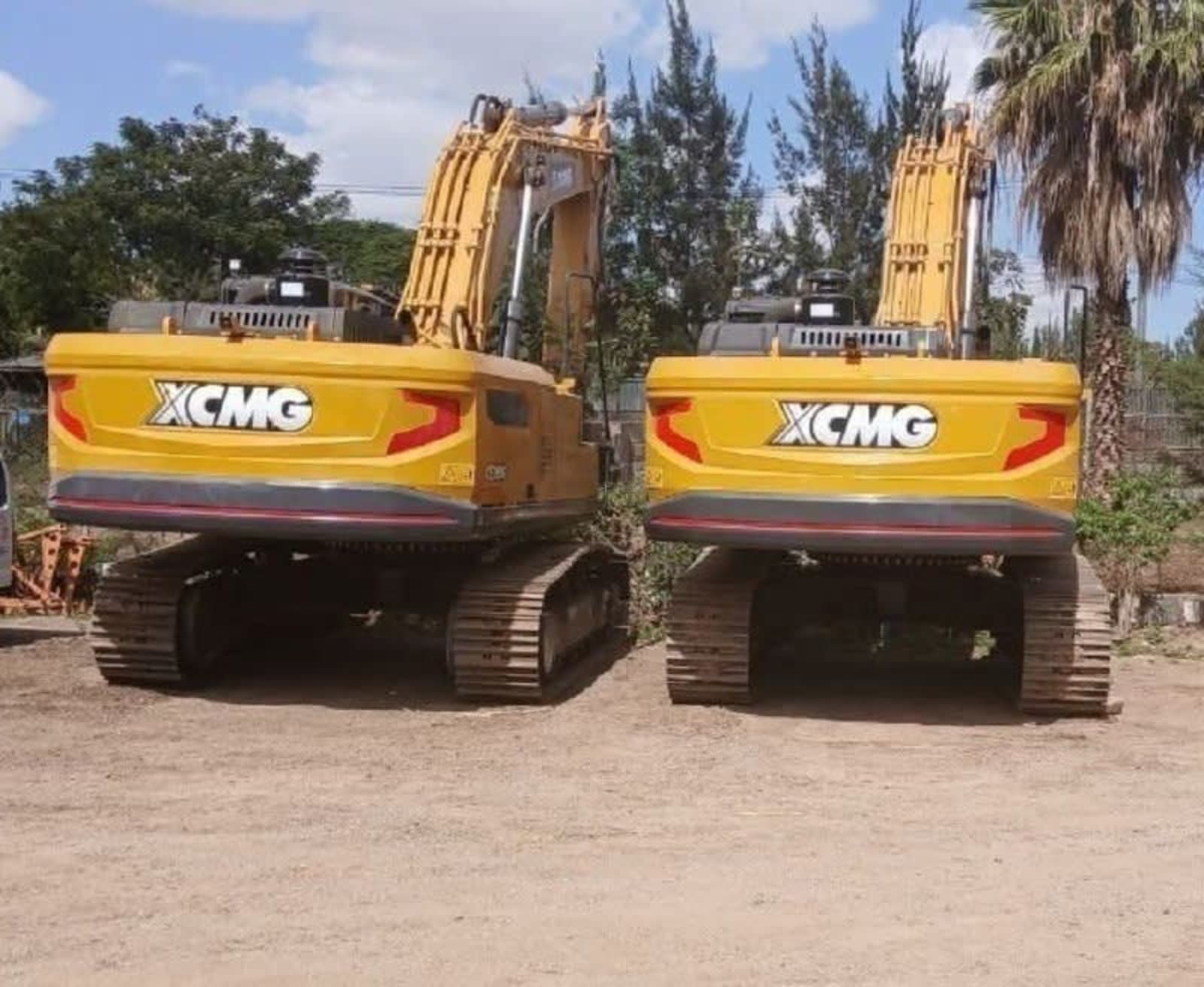 2026 Develon Excavator โ photo 1