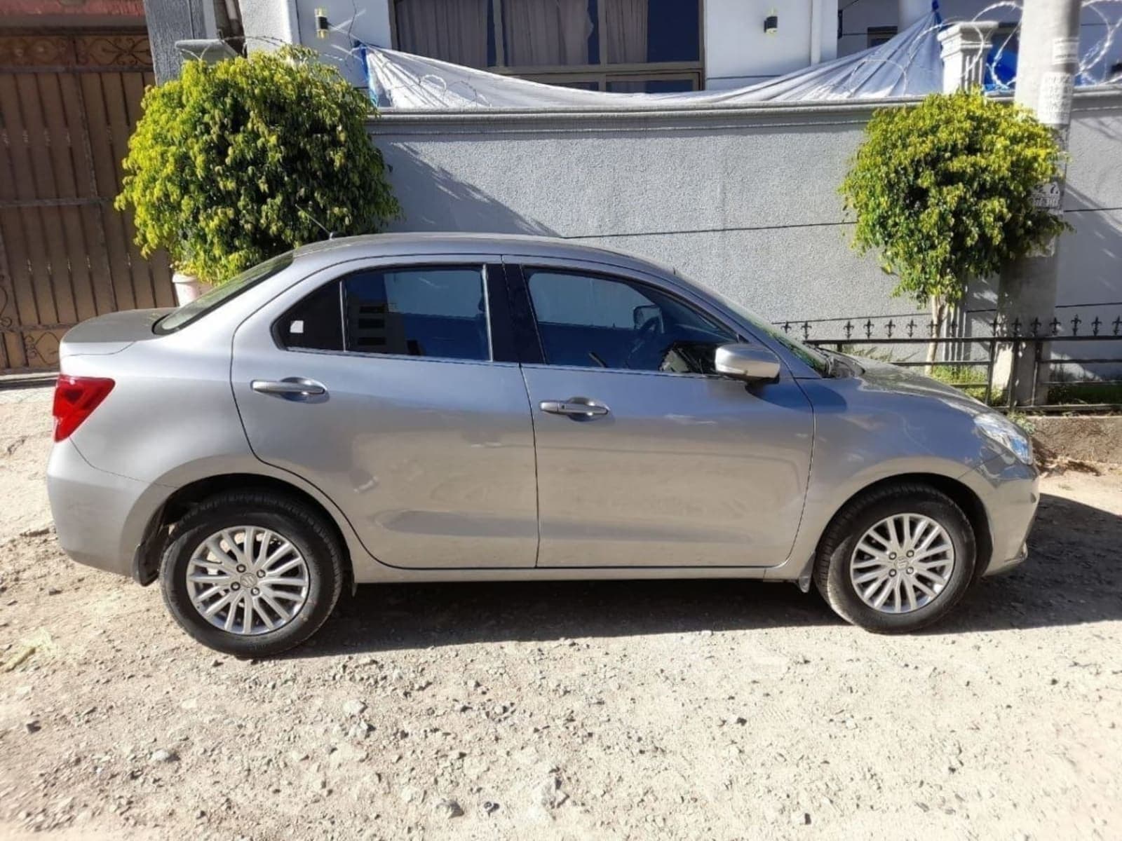 2022 Suzuki Dzire — photo 2