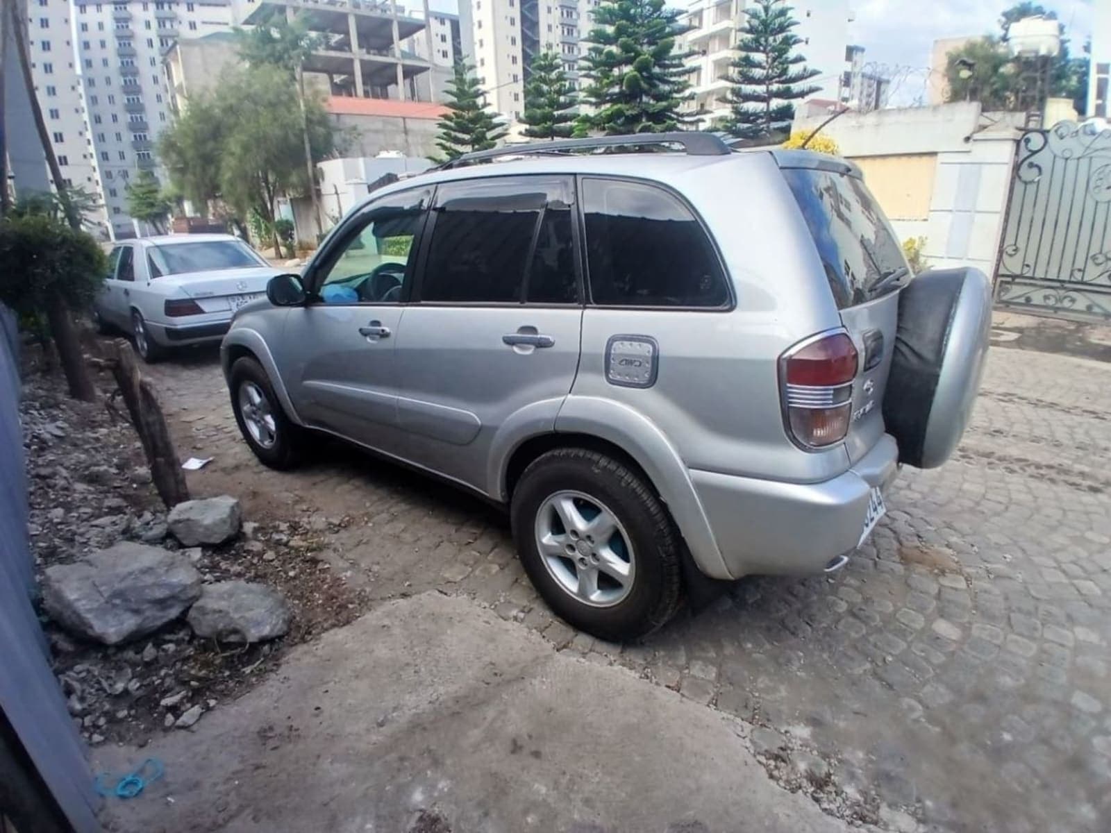 2002 Toyota Rav4 โ photo 3