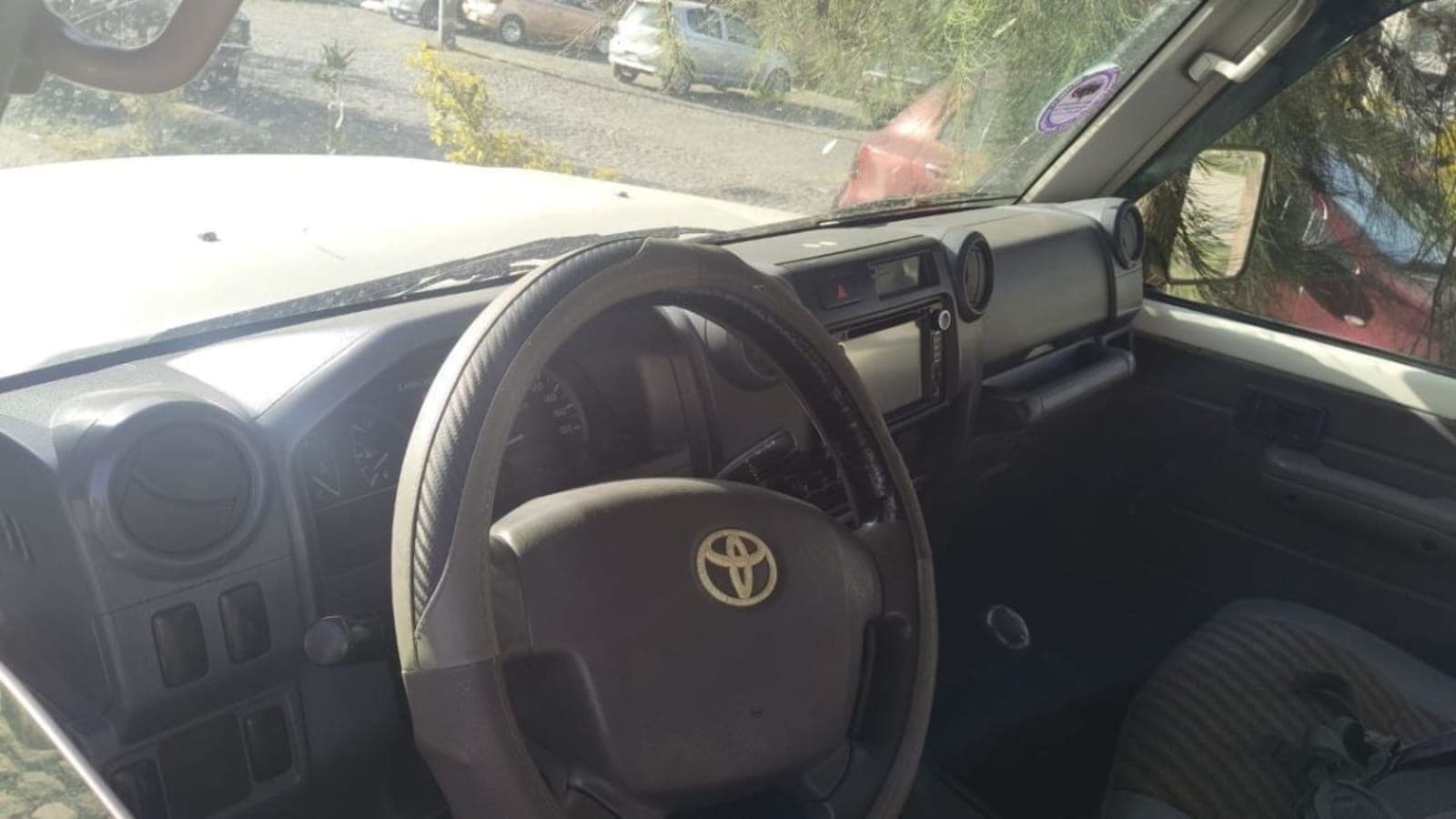 2011 Land Cruiser Mark2 — photo 2