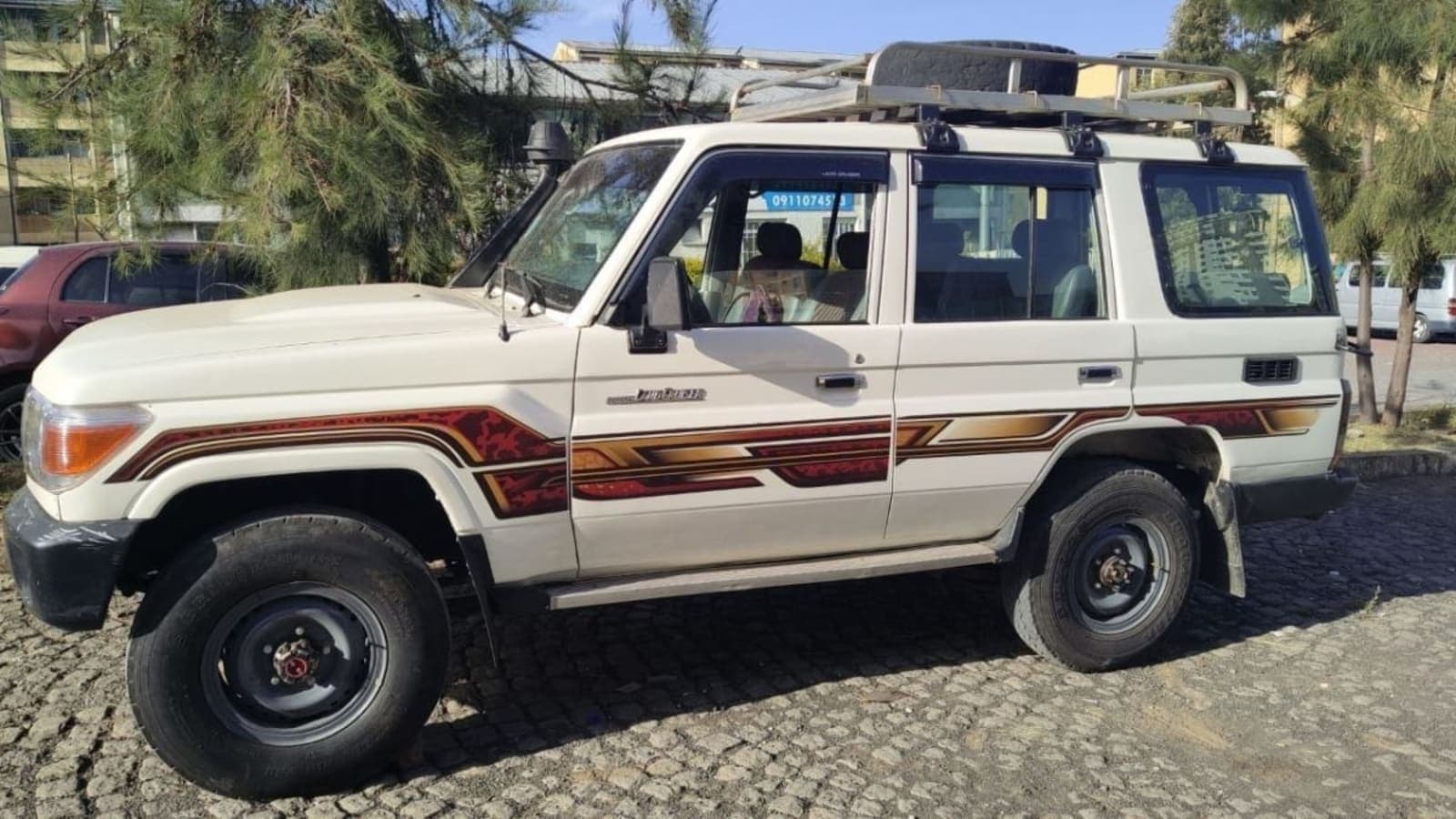 2011 Land Cruiser Mark2 — photo 5