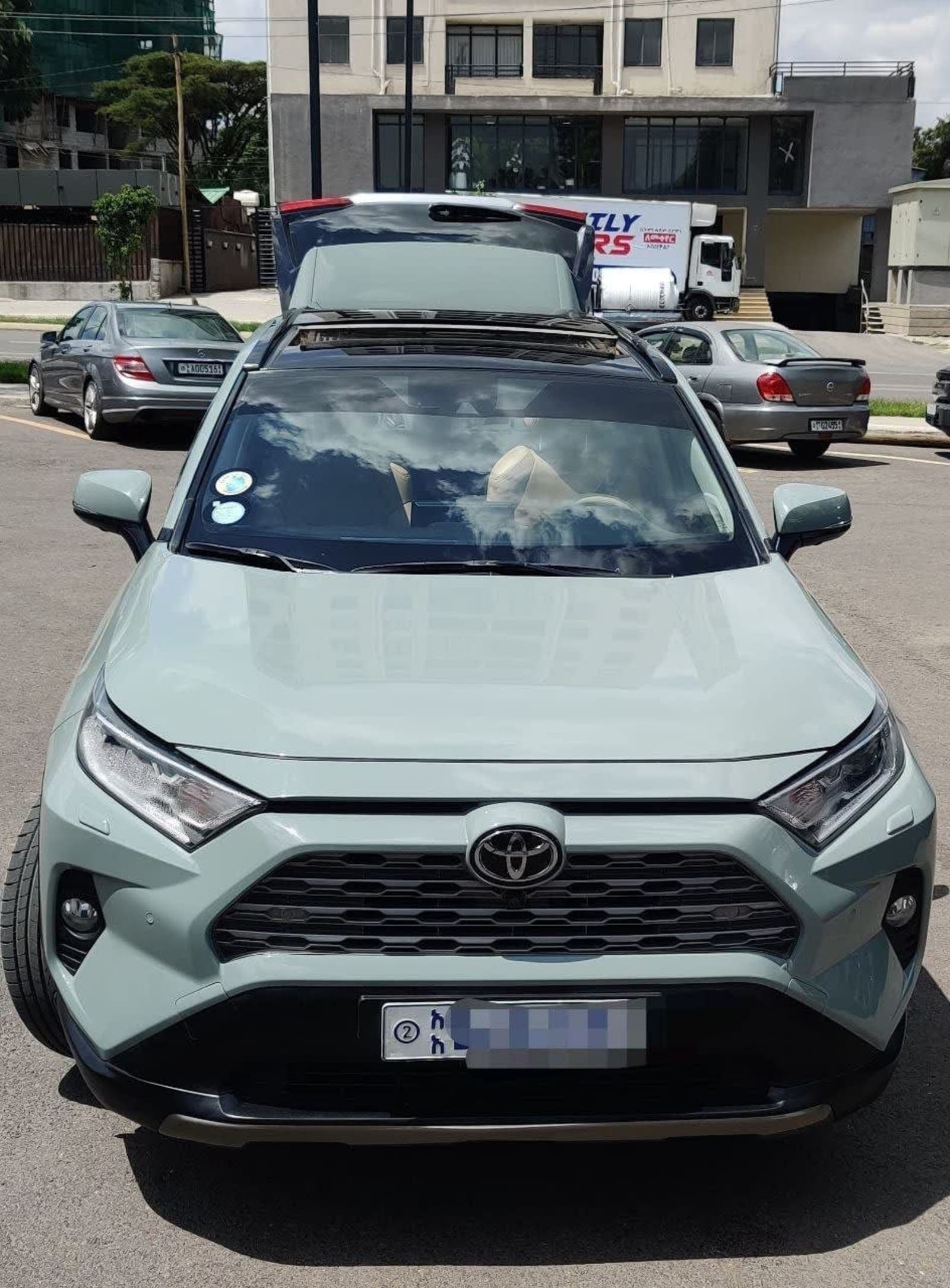 2020 Toyota Rav4 — photo 3