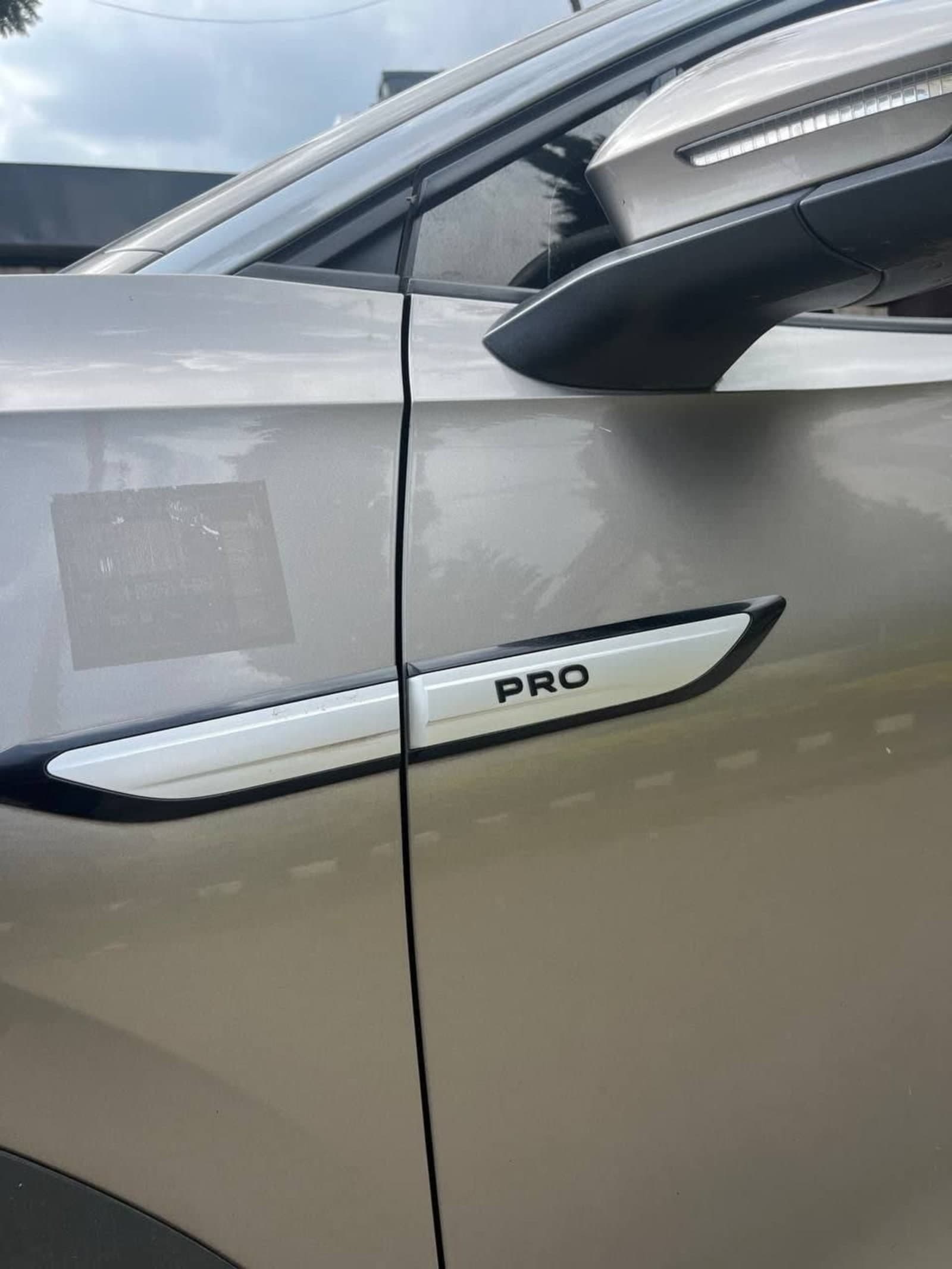 2022 Volkswagen ID.6 Crozz — photo 2