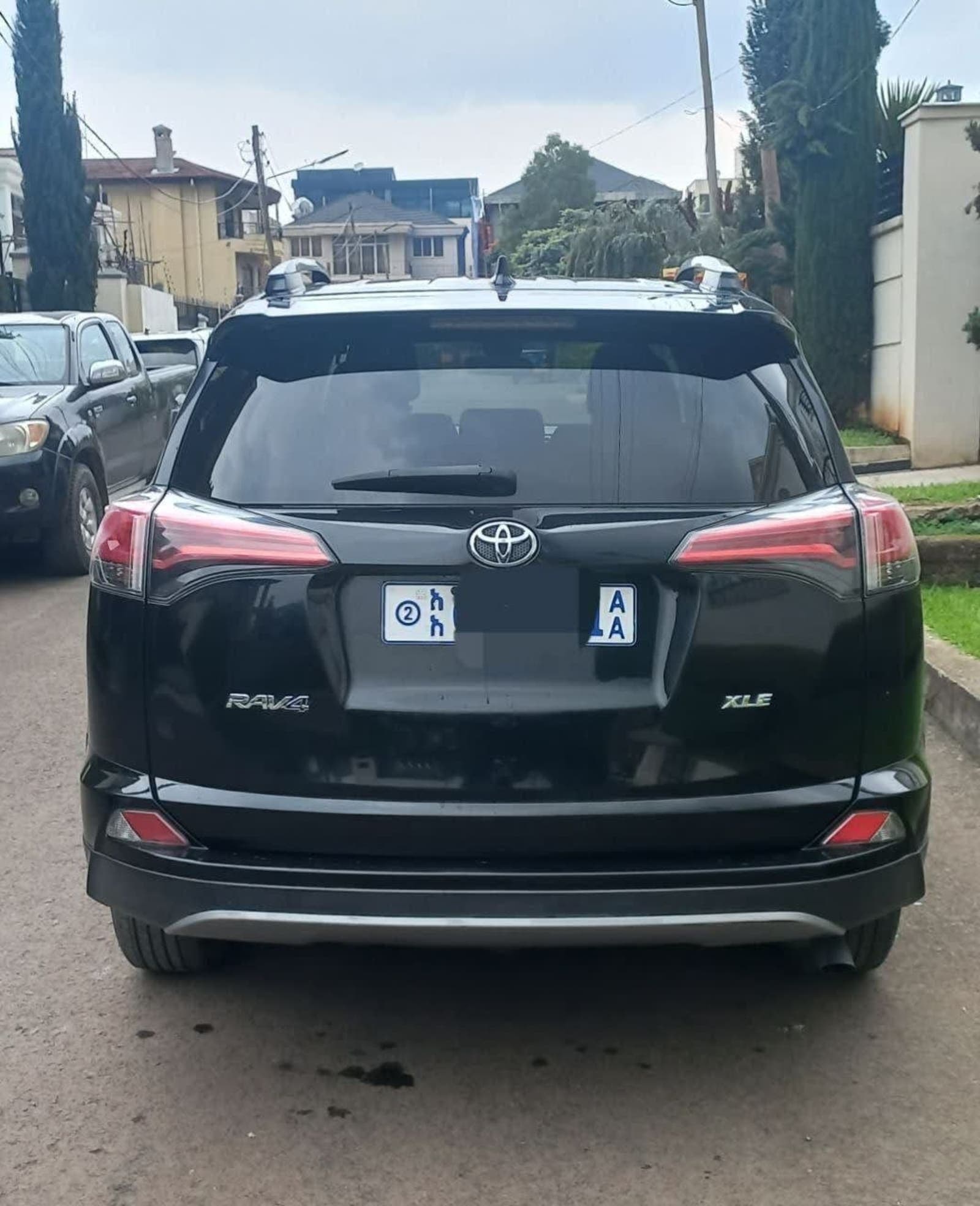 2018 Toyota Rav 4 — photo 6