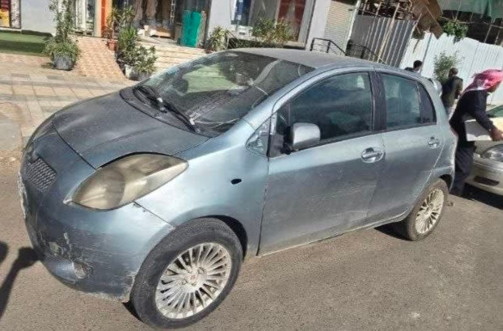 2007 Toyota Yaris compact โ photo 3