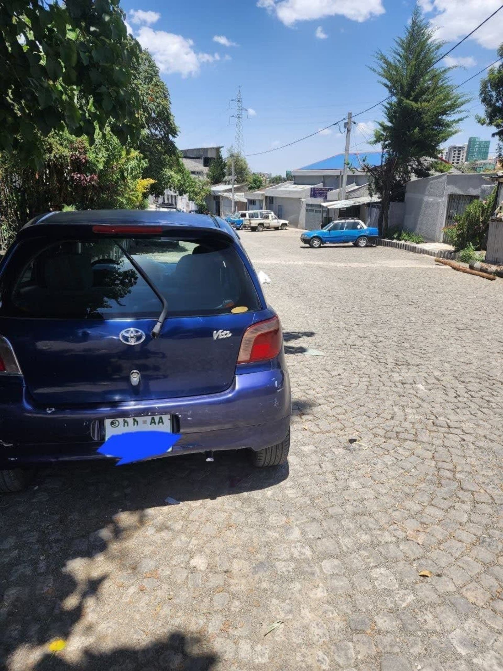 2001 Toyota Vitz — photo 2