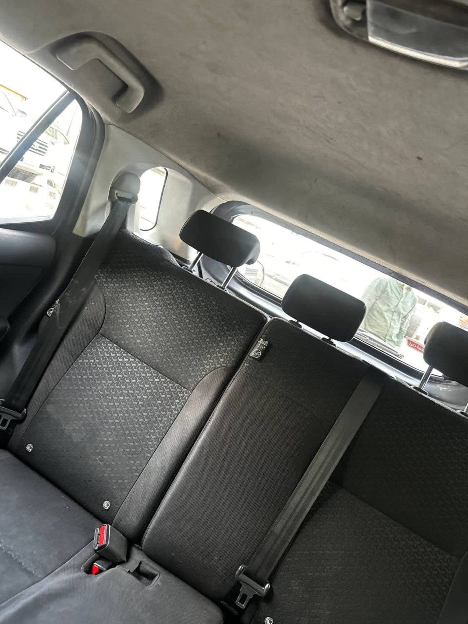 2022 Toyota Raize — photo 2