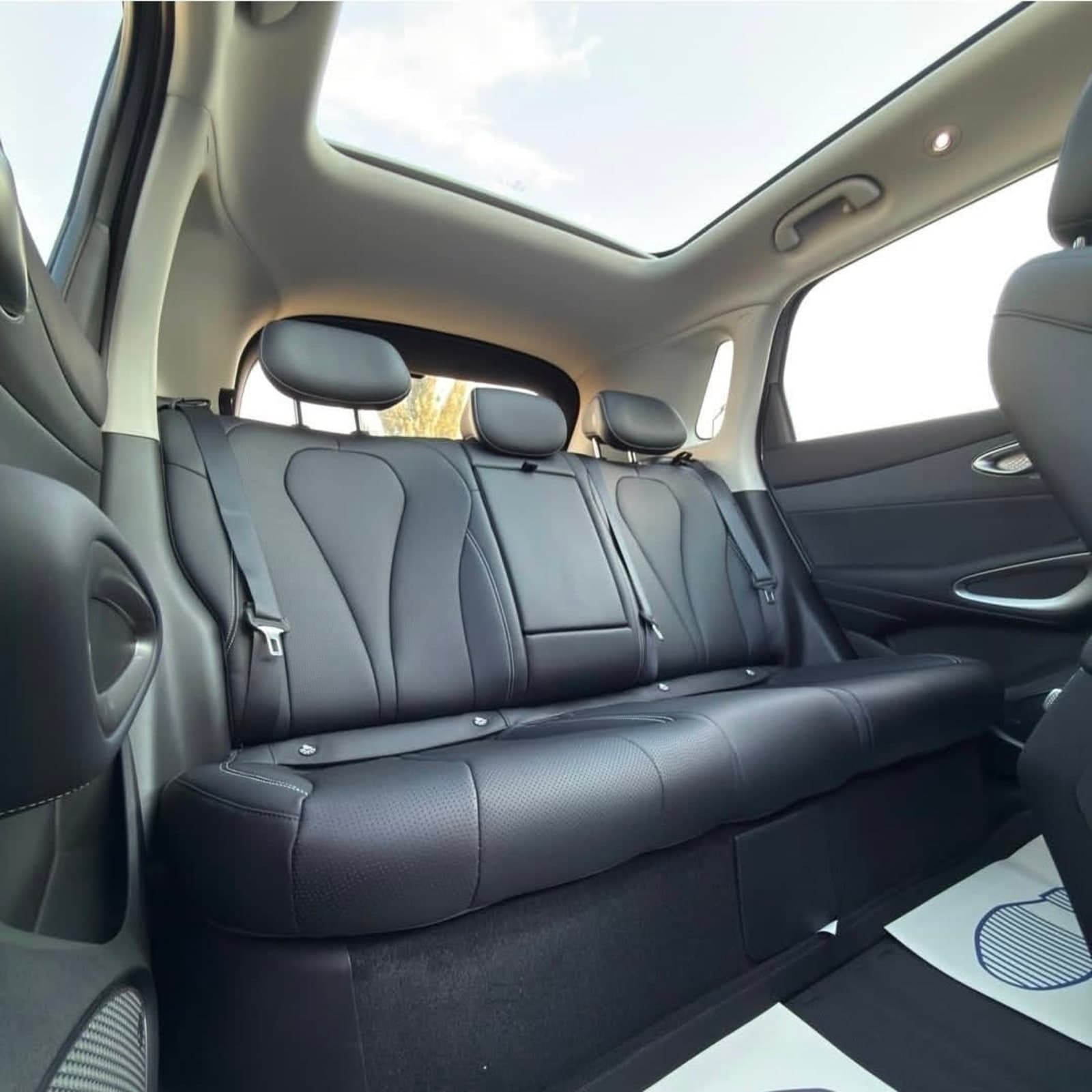 2025 BYD Sealion 05 EV Flagship Smart Navigation Edition — photo 3