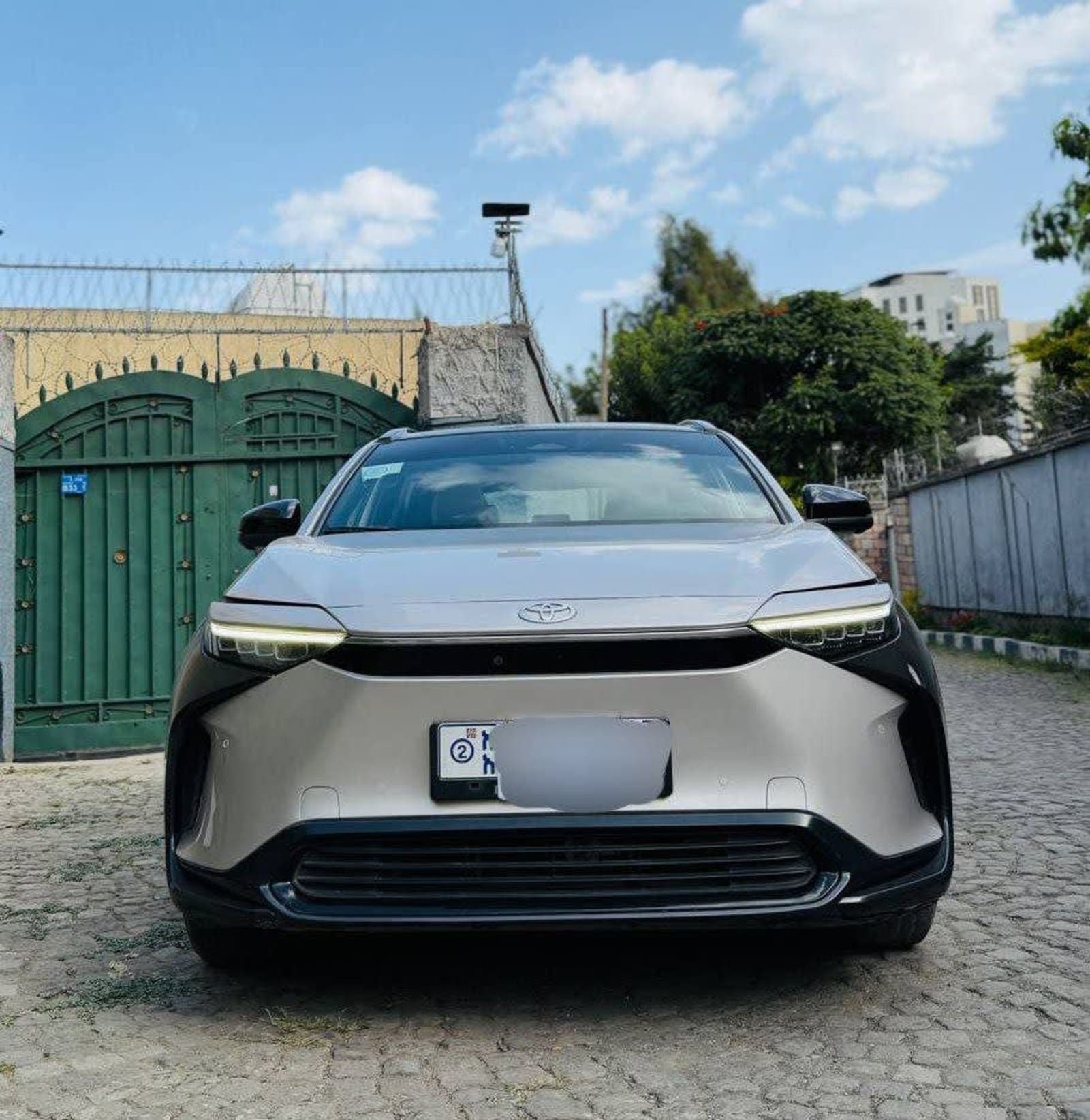 2023 Toyota BZ4X EV — photo 5